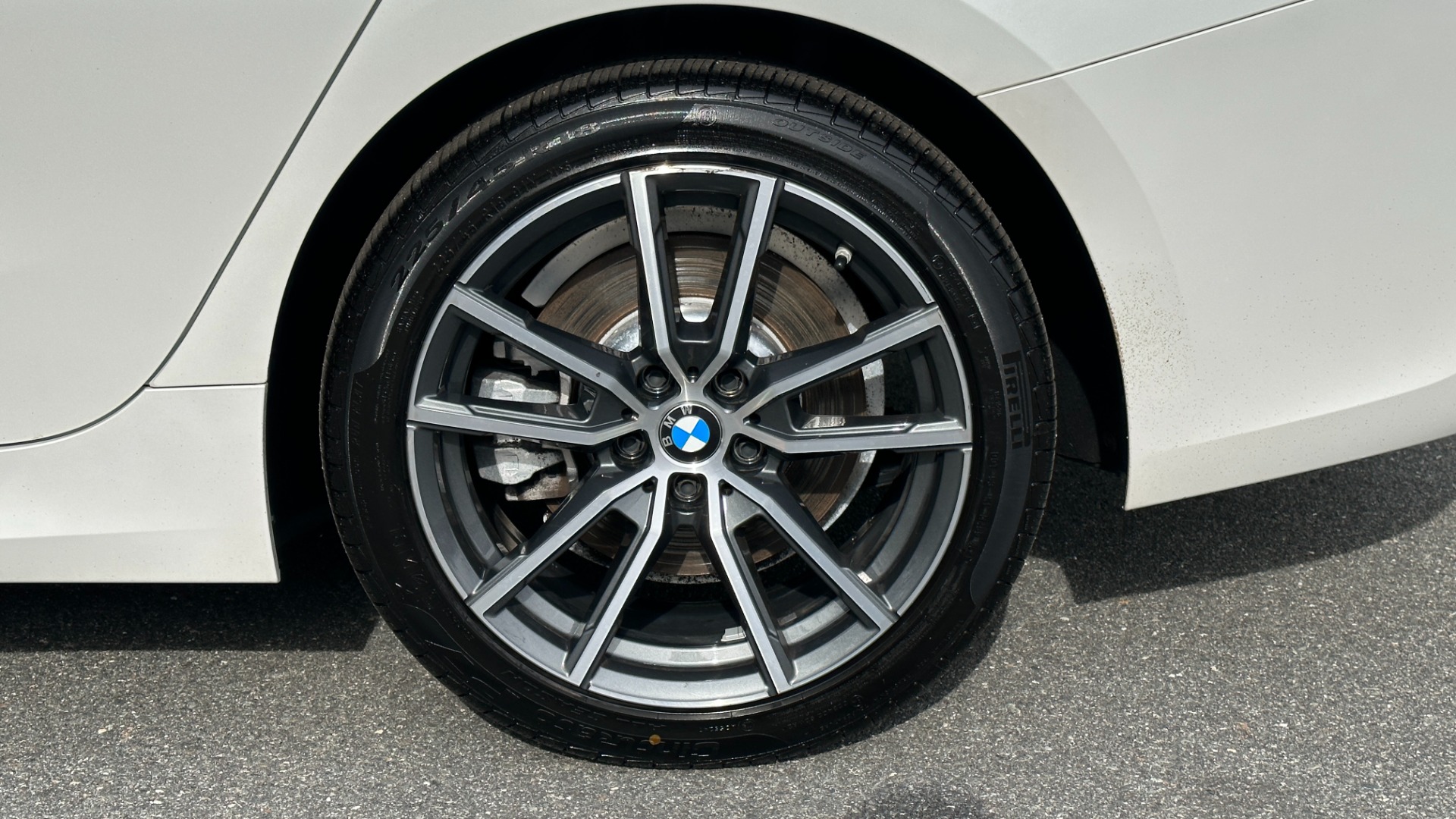 Used 2020 BMW 3 Series 330i xDrive / CONVENIENCE PKG / HEATED STEERING / HEATED SEATS / AWD / SUNR for sale Sold at Formula Imports in Charlotte NC 28227 44