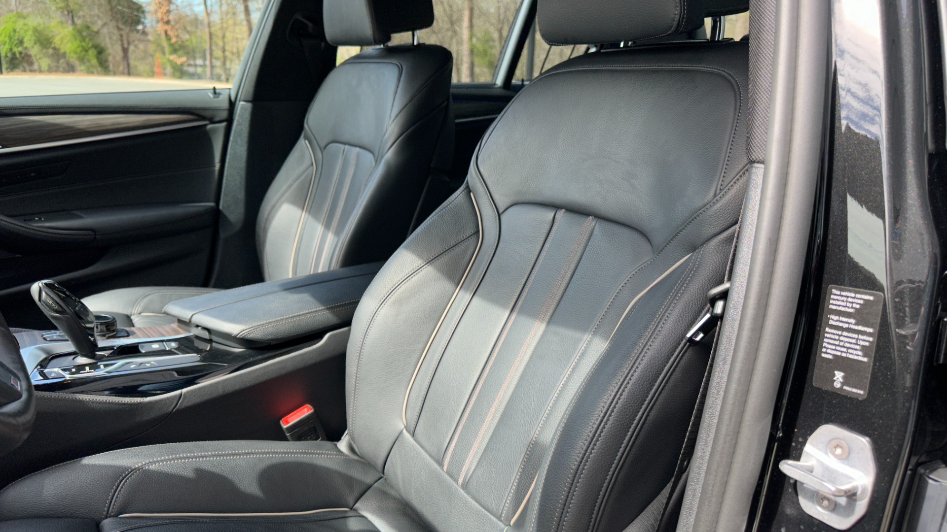 Used 2020 BMW 5 Series M550i xDrive / 20IN WHEELS/ DRIVE ASSIST PLUS / EXECUTIVE PACKAGE / HEATED for sale $50,495 at Formula Imports in Charlotte NC 28227 12