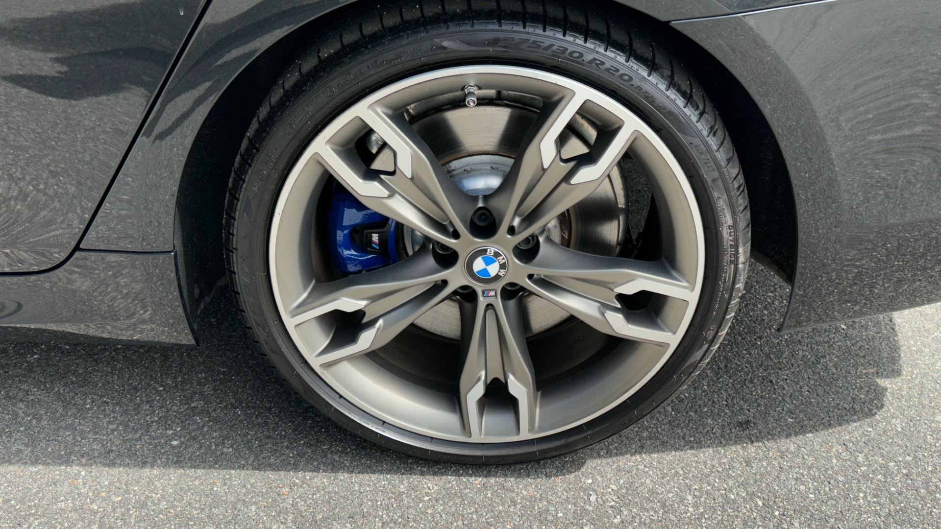 Used 2020 BMW 5 Series M550i xDrive / 20IN WHEELS/ DRIVE ASSIST PLUS / EXECUTIVE PACKAGE / HEATED for sale $50,495 at Formula Imports in Charlotte NC 28227 43