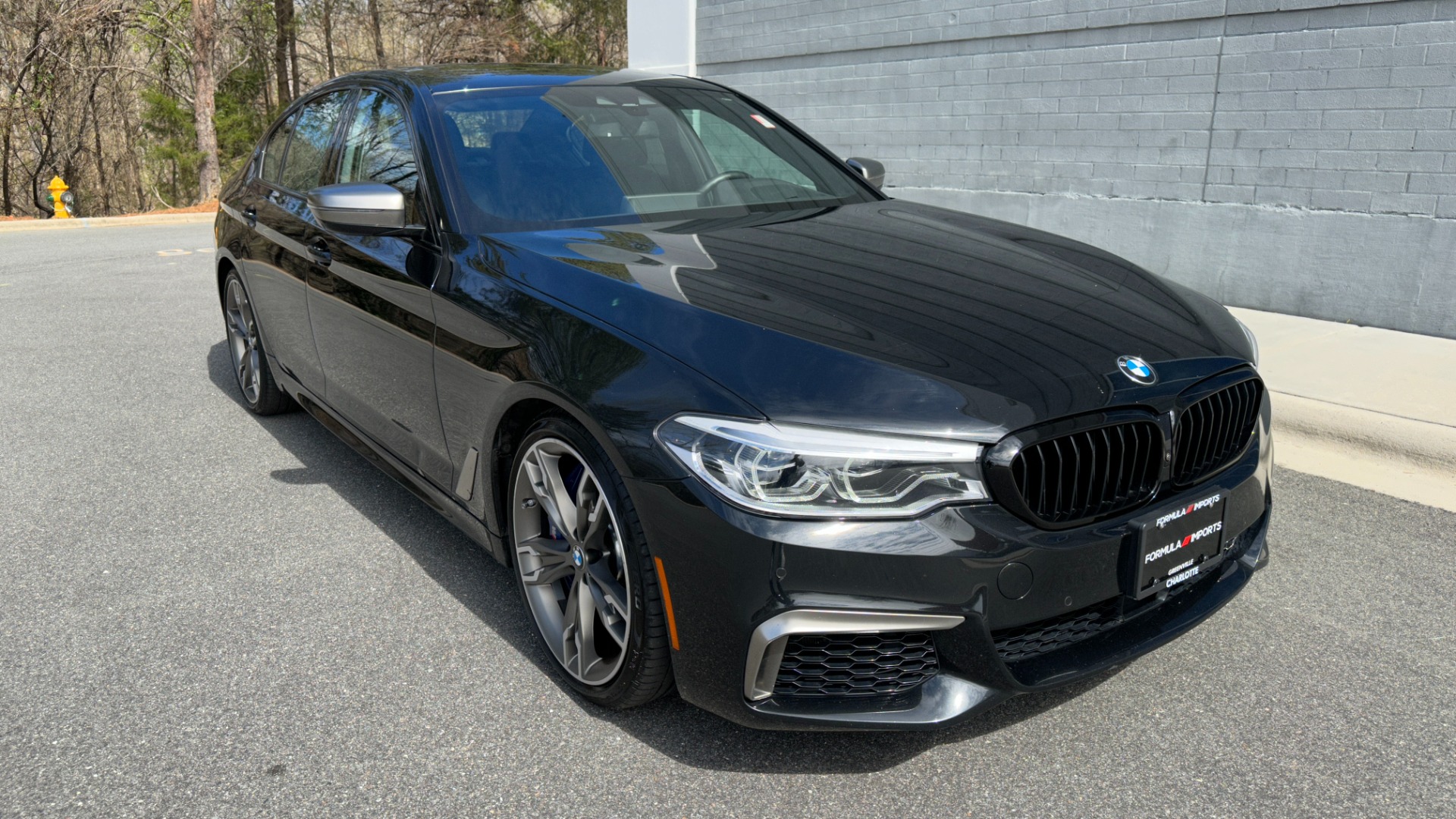 Used 2020 BMW 5 Series M550i xDrive / 20IN WHEELS/ DRIVE ASSIST PLUS / EXECUTIVE PACKAGE / HEATED  for sale Sold at Formula Imports in Charlotte NC 28227 5