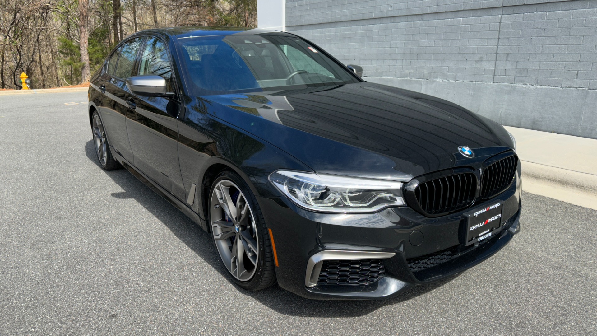 Used 2020 BMW 5 Series M550i xDrive / 20IN WHEELS/ DRIVE ASSIST PLUS / EXECUTIVE PACKAGE / HEATED for sale $50,495 at Formula Imports in Charlotte NC 28227 5