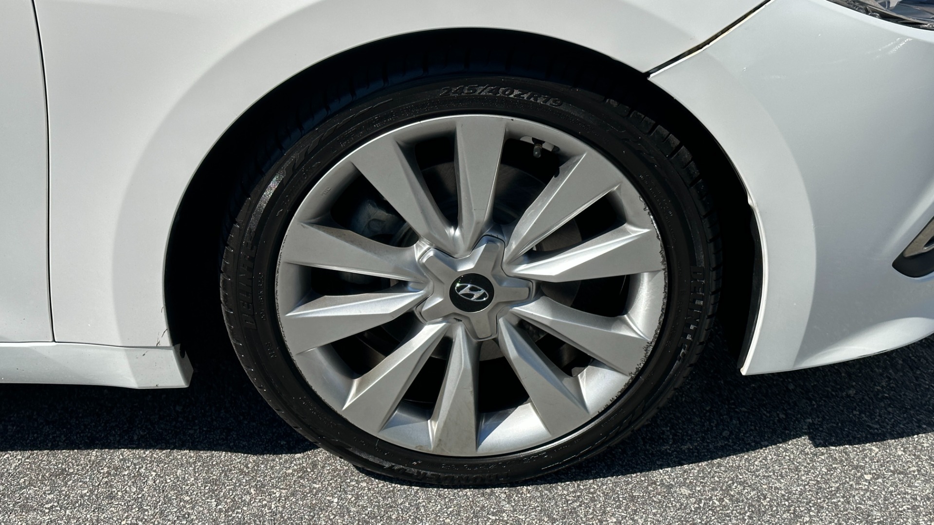 Used 2017 Hyundai Azera Limited for sale Sold at Formula Imports in Charlotte NC 28227 47