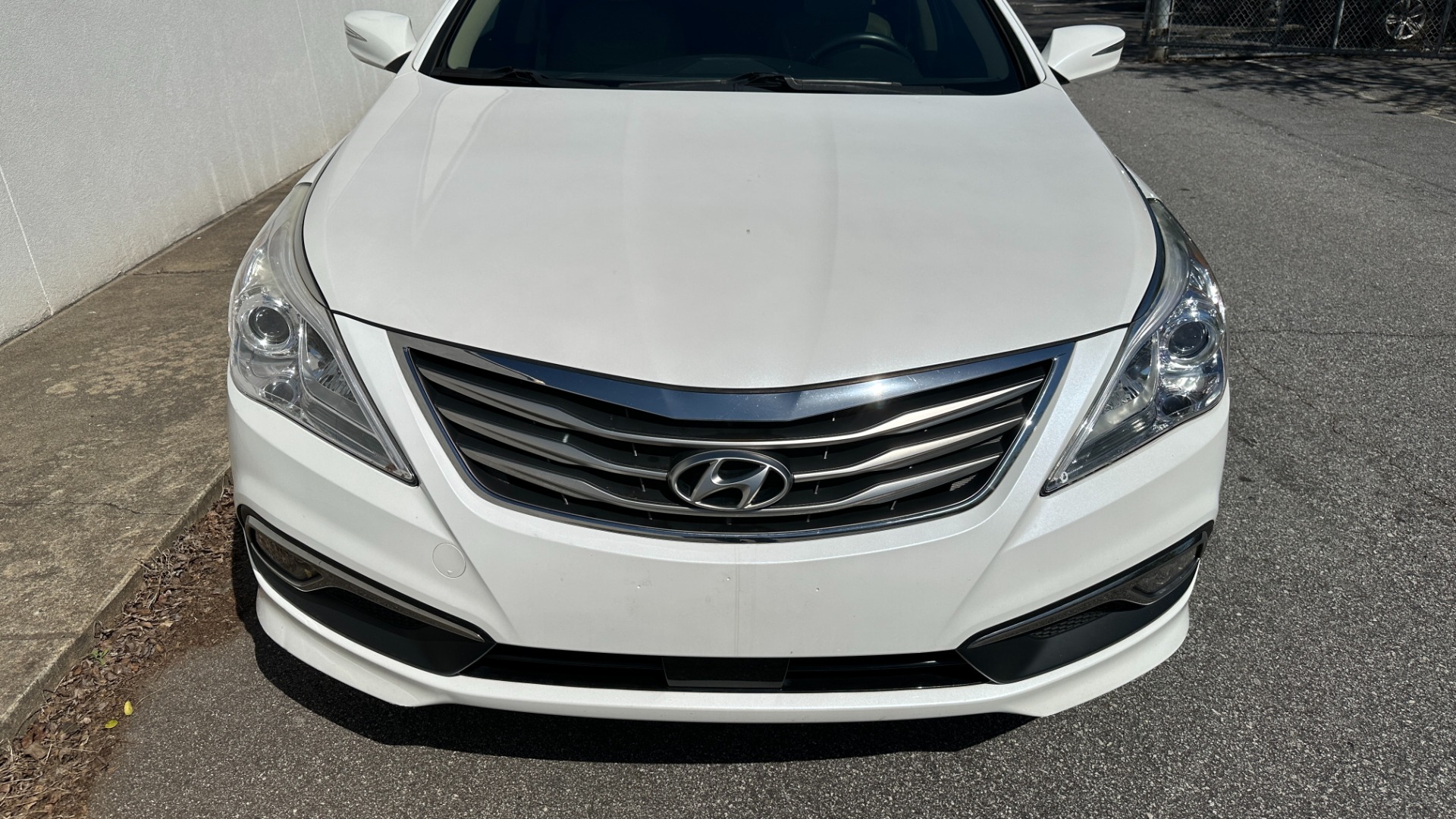 Used 2017 Hyundai Azera Limited for sale Sold at Formula Imports in Charlotte NC 28227 8