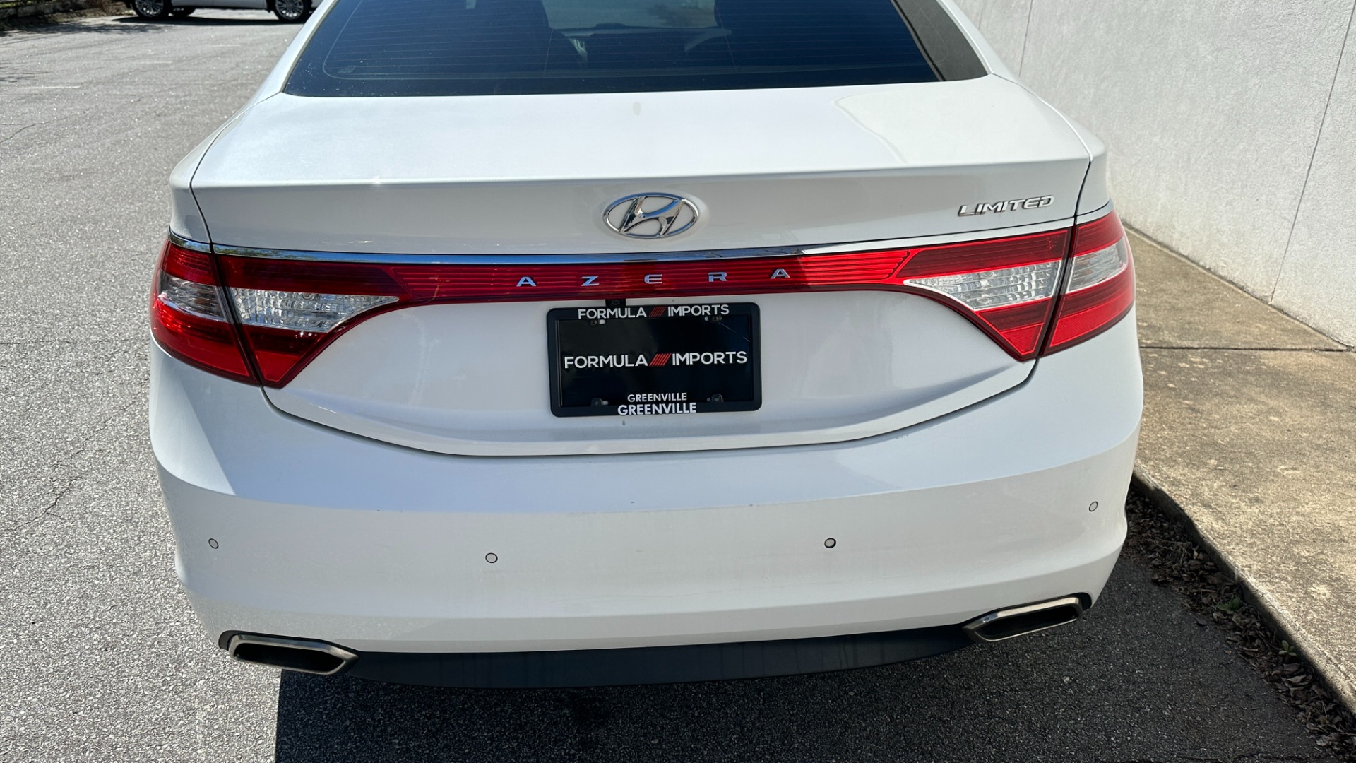Used 2017 Hyundai Azera Limited for sale Sold at Formula Imports in Charlotte NC 28227 9