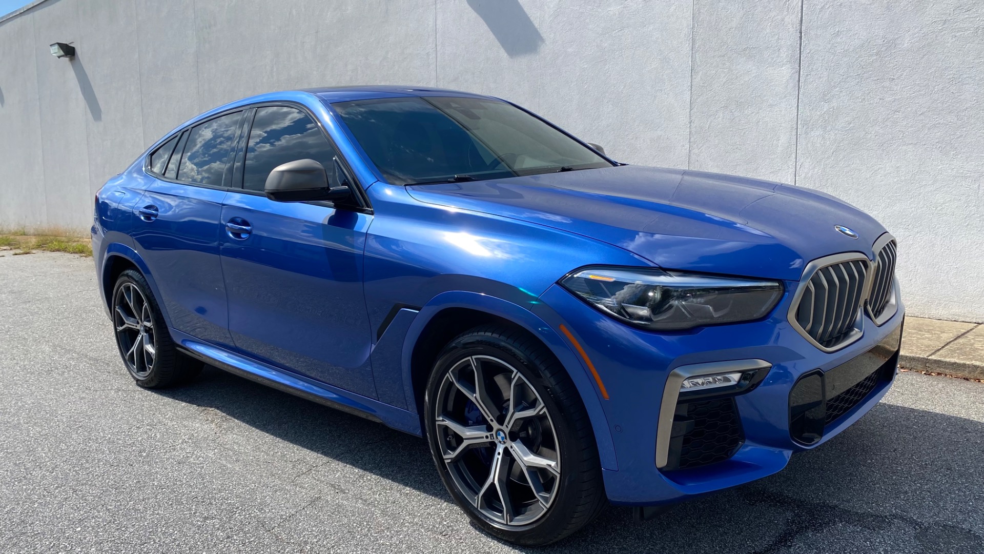 Used 2020 BMW X6 M50i PREM // PARK ASSIST// 21 WHEELS//FULL LTHR for sale Sold at Formula Imports in Charlotte NC 28227 11