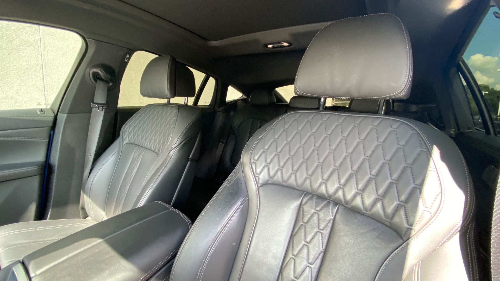 Used 2020 BMW X6 M50i PREM // PARK ASSIST// 21 WHEELS//FULL LTHR for sale Sold at Formula Imports in Charlotte NC 28227 22