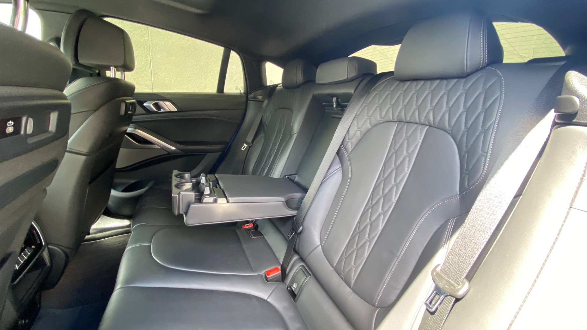 Used 2020 BMW X6 M50i for sale $61,495 at Formula Imports in Charlotte NC 28227 42