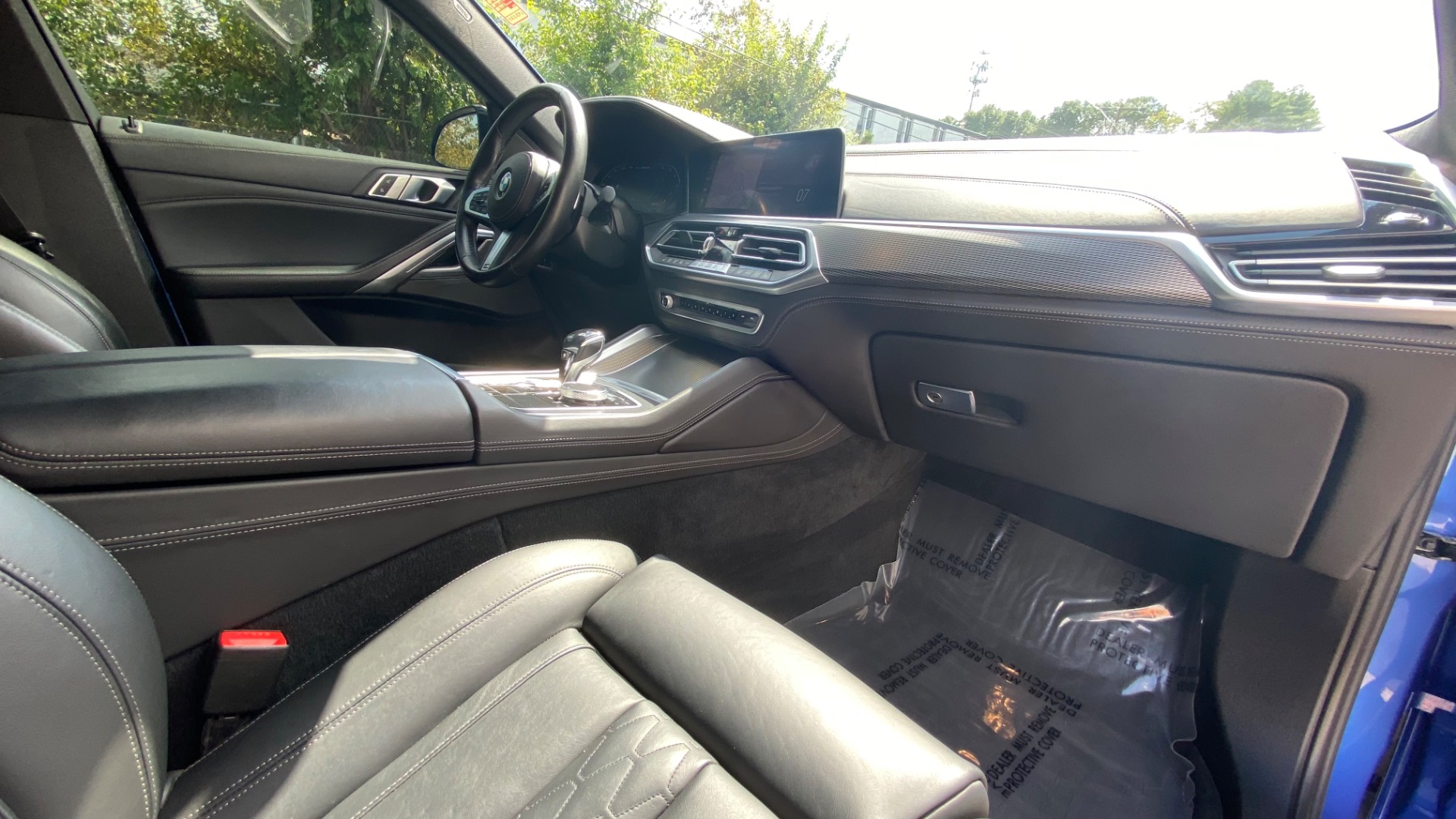 Used 2020 BMW X6 M50i for sale $61,495 at Formula Imports in Charlotte NC 28227 51