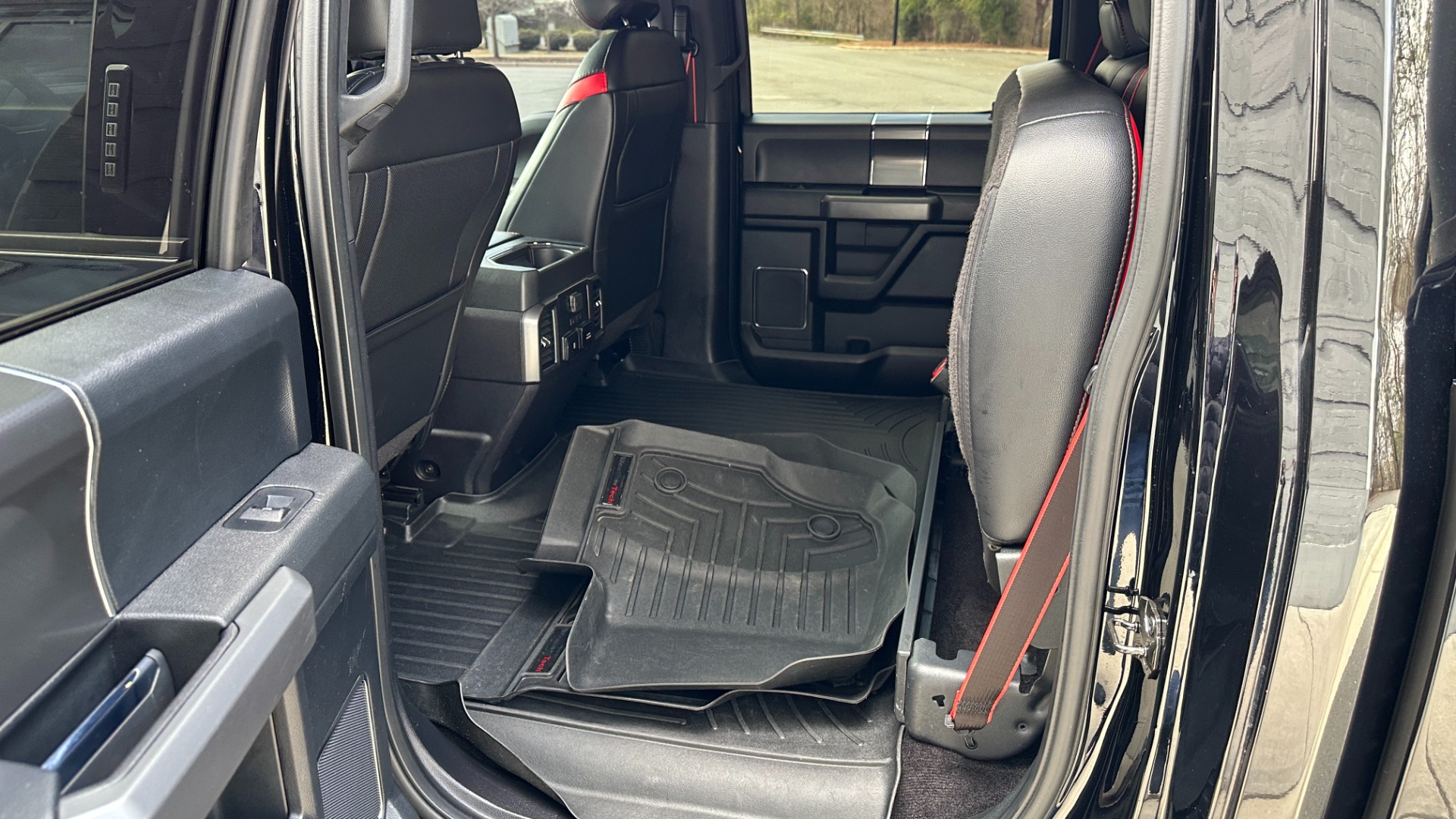 Used 2017 Ford F-150 LARIAT / SPORT EDITION / 4X4 / CREW CAB / UPGRADED WHEELS / BUMPERS / LIGHT for sale Sold at Formula Imports in Charlotte NC 28227 24