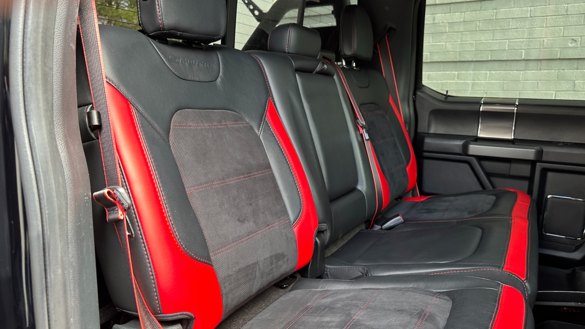 Used 2017 Ford F-150 LARIAT / SPORT EDITION / 4X4 / CREW CAB / UPGRADED WHEELS / BUMPERS / LIGHT for sale Sold at Formula Imports in Charlotte NC 28227 32