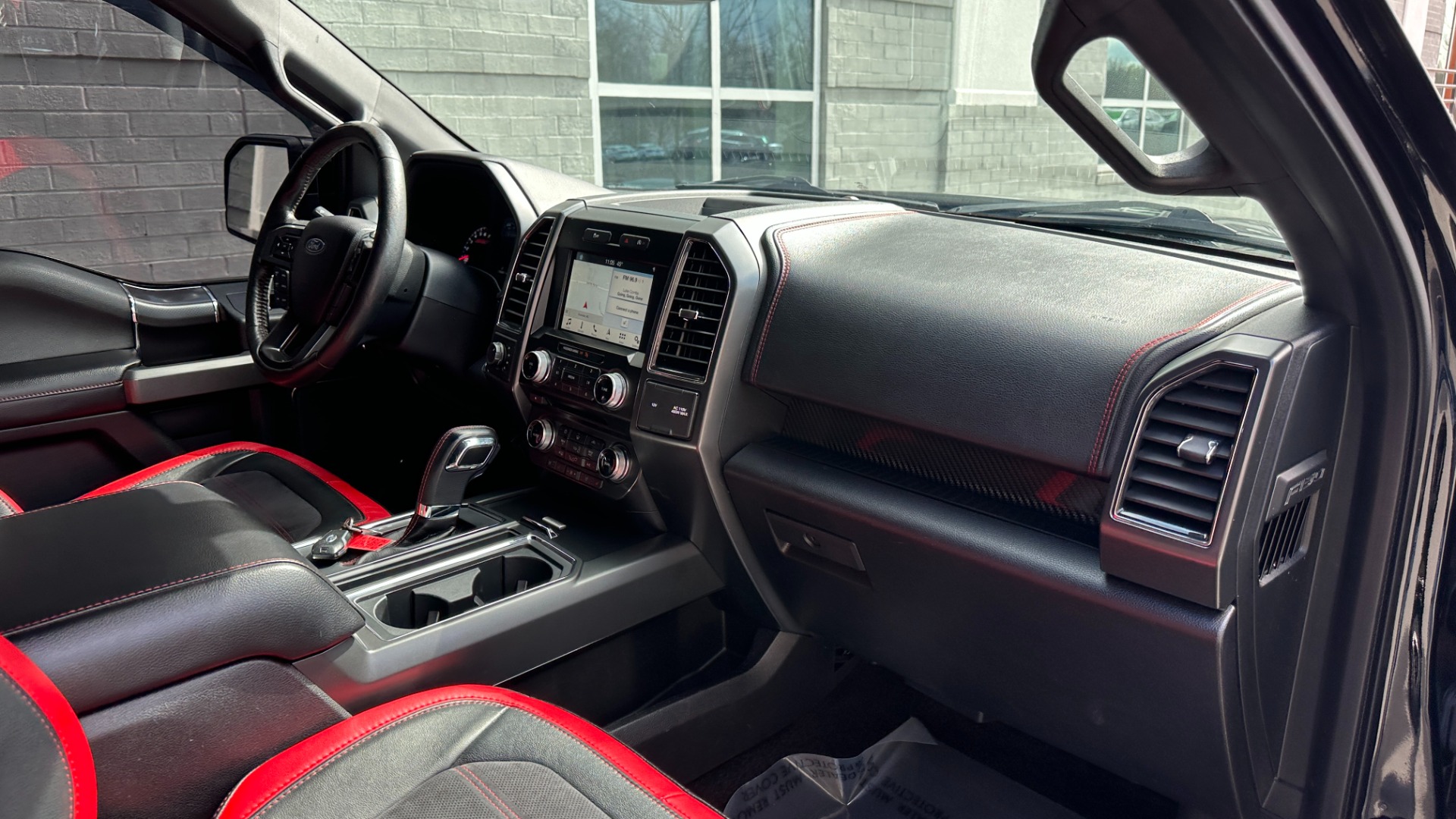 Used 2017 Ford F-150 LARIAT / SPORT EDITION / 4X4 / CREW CAB / UPGRADED WHEELS / BUMPERS / LIGHT for sale Sold at Formula Imports in Charlotte NC 28227 35