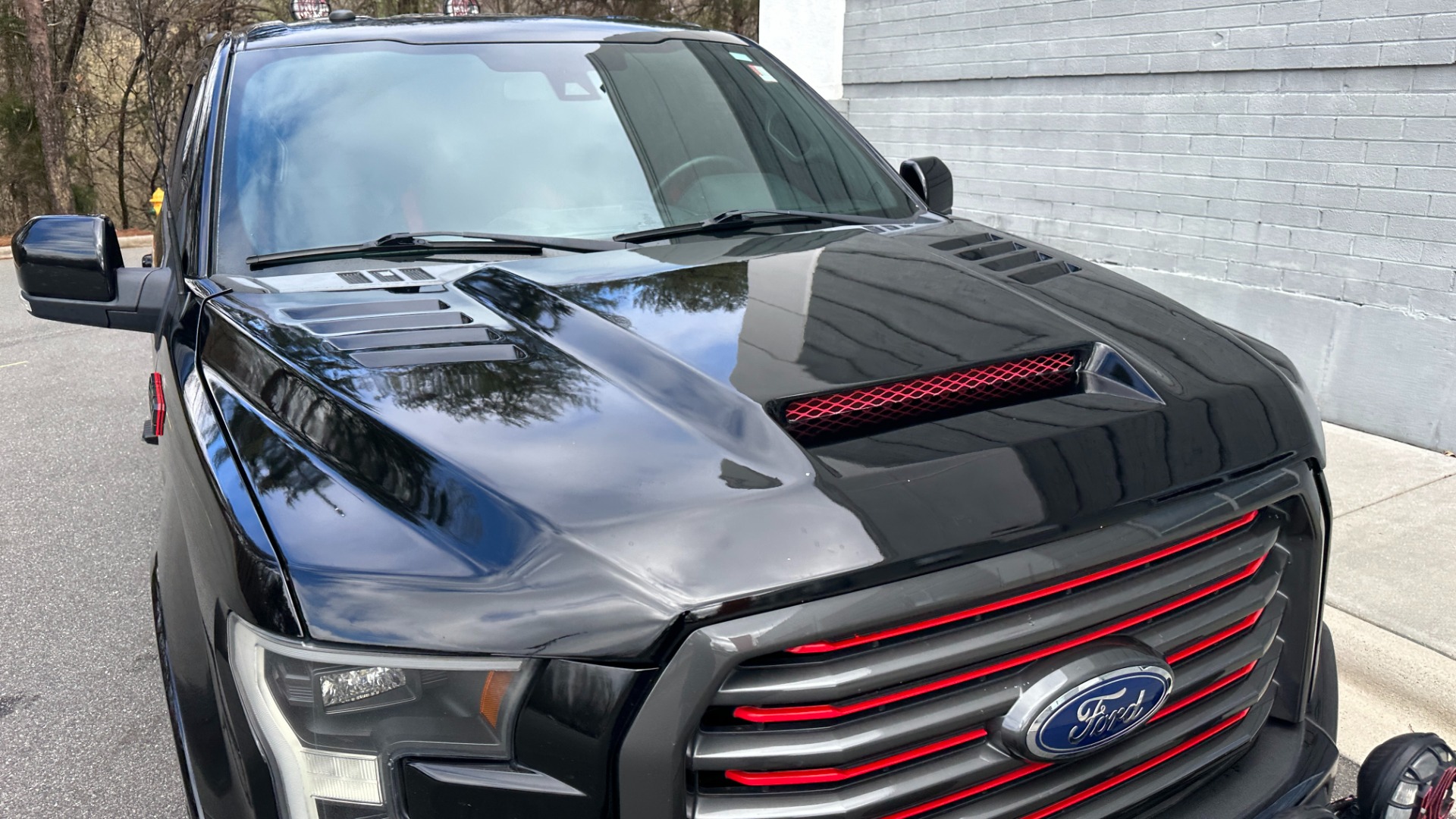 Used 2017 Ford F-150 LARIAT / SPORT EDITION / 4X4 / CREW CAB / UPGRADED WHEELS / BUMPERS / LIGHT for sale Sold at Formula Imports in Charlotte NC 28227 42