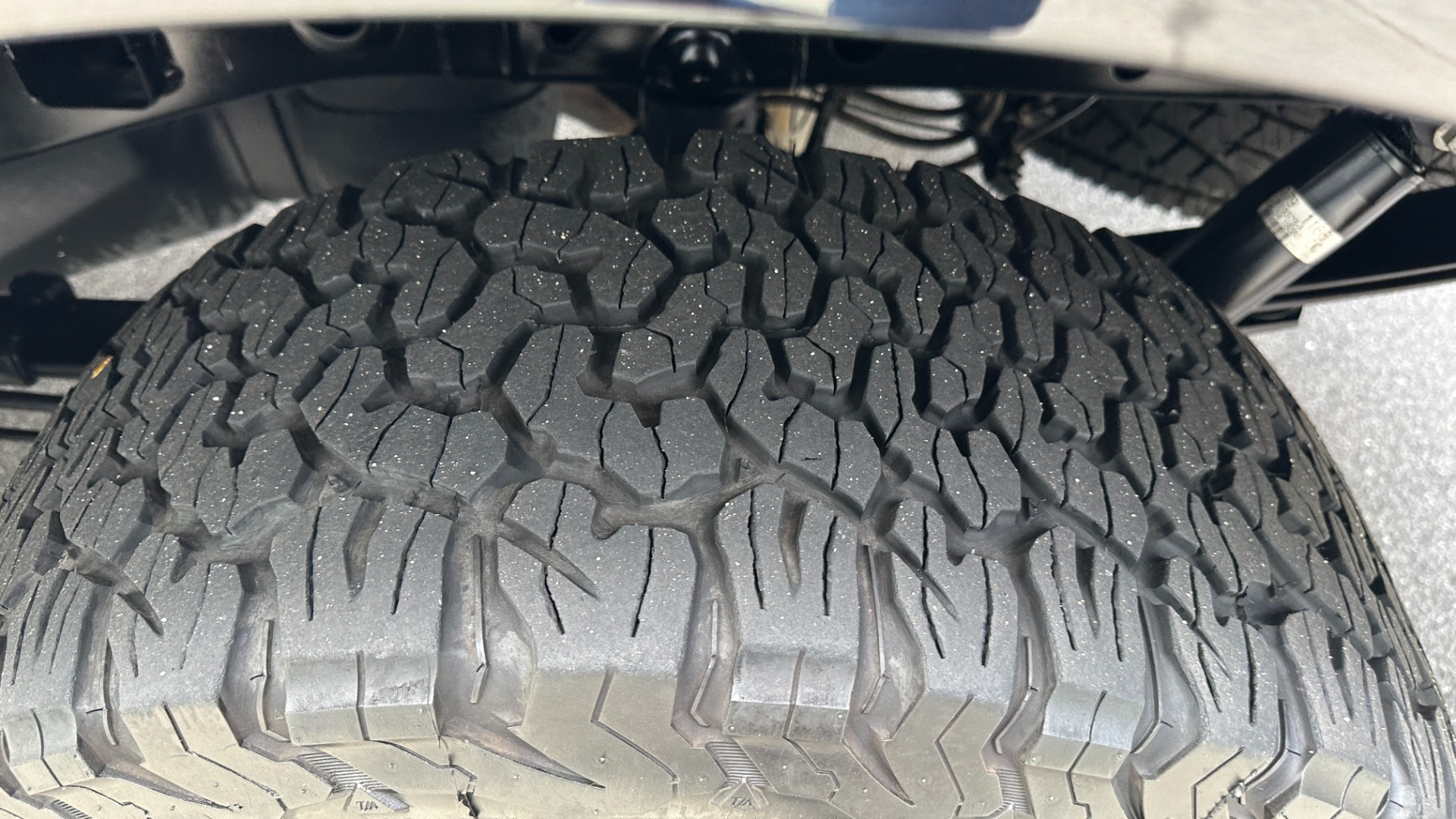 Used 2017 Ford F-150 LARIAT / SPORT EDITION / 4X4 / CREW CAB / UPGRADED WHEELS / BUMPERS / LIGHT for sale Sold at Formula Imports in Charlotte NC 28227 57