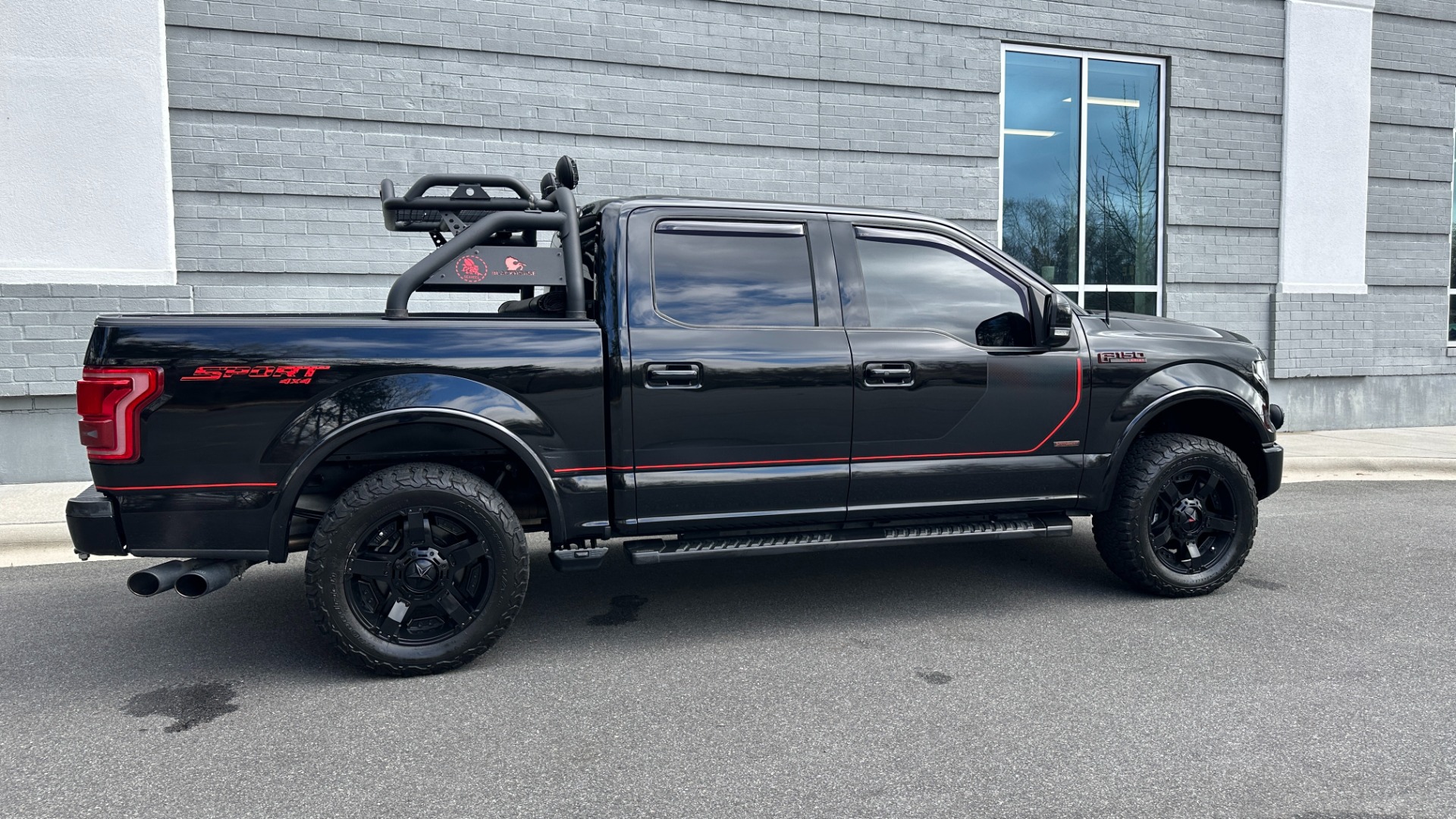 Used 2017 Ford F-150 LARIAT / SPORT EDITION / 4X4 / CREW CAB / UPGRADED WHEELS / BUMPERS / LIGHT for sale Sold at Formula Imports in Charlotte NC 28227 6