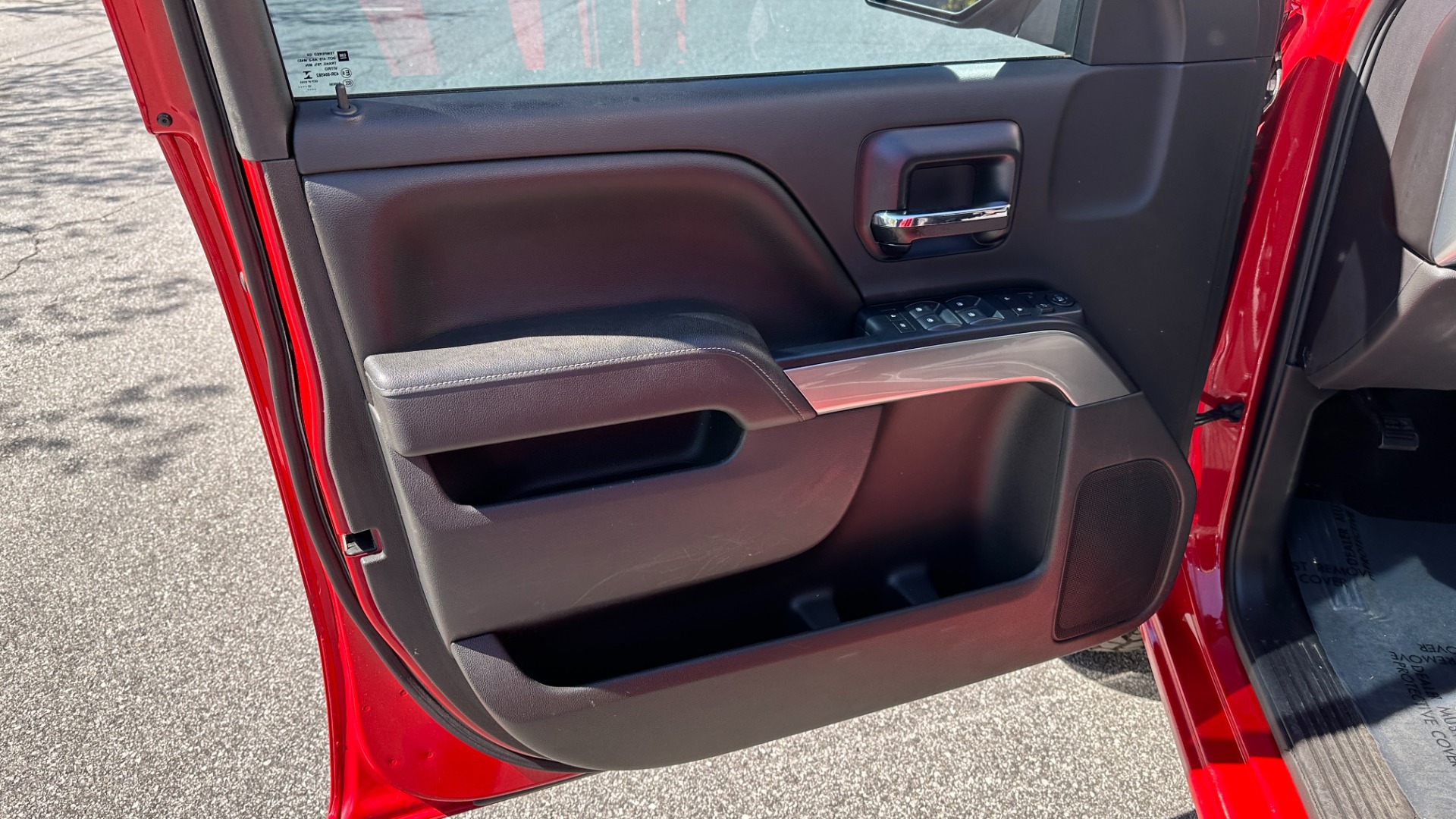 Used 2014 Chevrolet Silverado 1500 LT for sale $20,995 at Formula Imports in Charlotte NC 28227 10