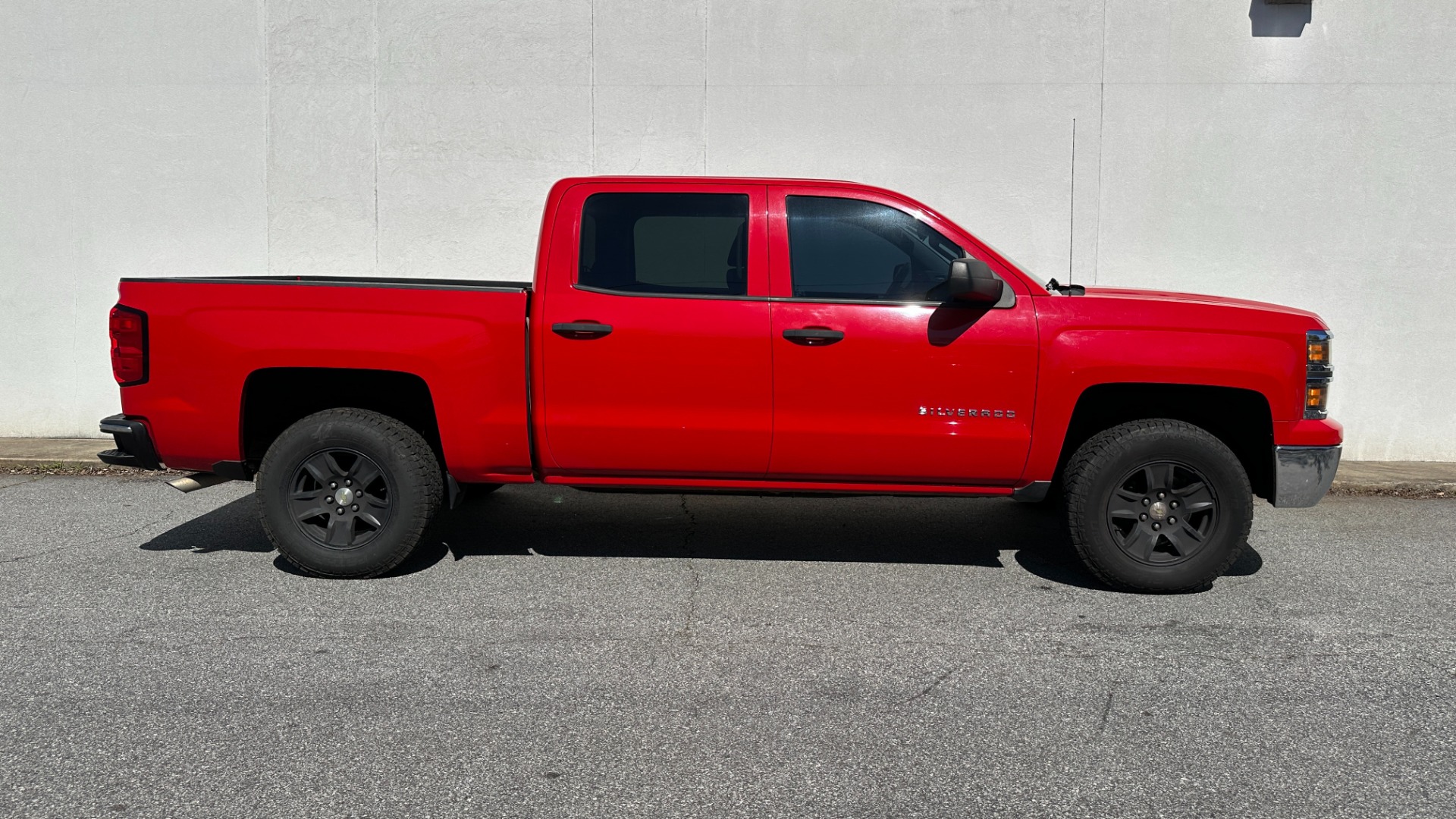 Used 2014 Chevrolet Silverado 1500 LT for sale $20,995 at Formula Imports in Charlotte NC 28227 6