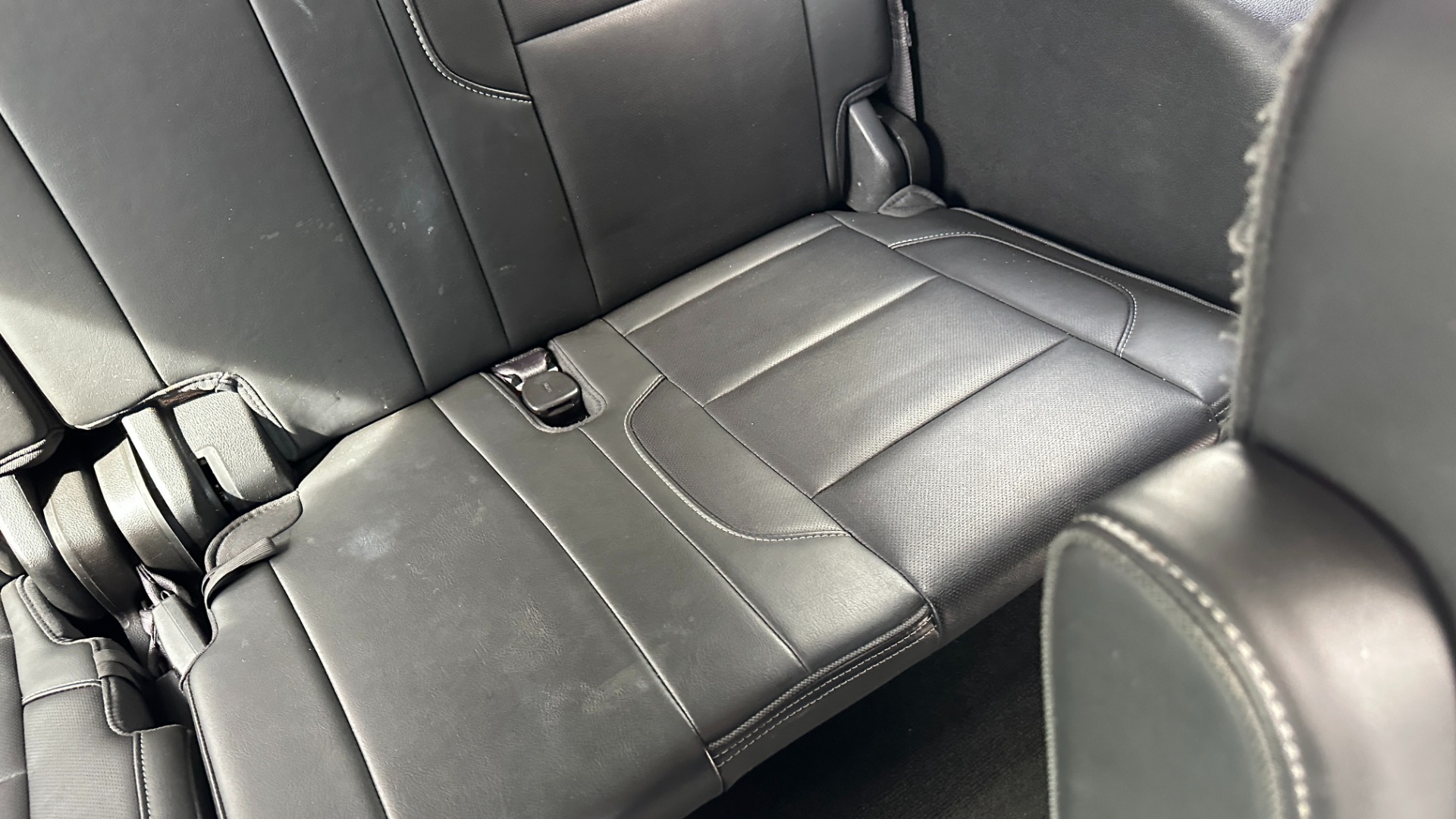 Used 2017 GMC Yukon XL DENALI / OPEN ROAD PACKAGE / 22IN WHEELS / REAR ENTERTAINMENT for sale Sold at Formula Imports in Charlotte NC 28227 36