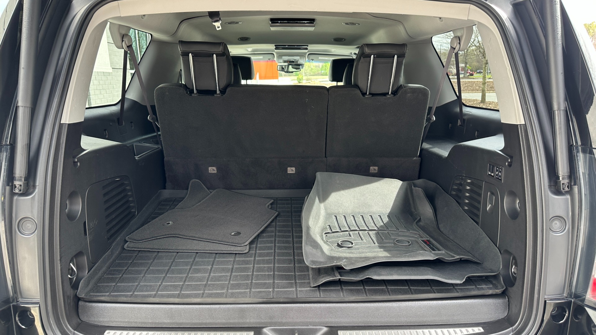 Used 2017 GMC Yukon XL DENALI / OPEN ROAD PACKAGE / 22IN WHEELS / REAR ENTERTAINMENT for sale Sold at Formula Imports in Charlotte NC 28227 41