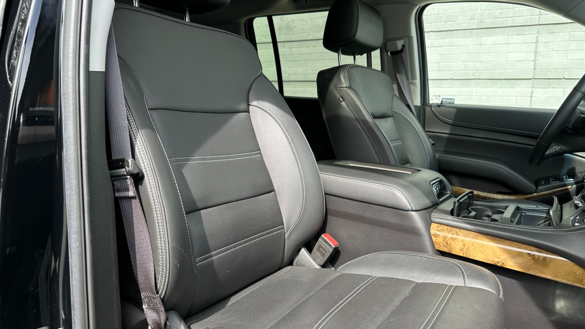 Used 2017 GMC Yukon XL DENALI / OPEN ROAD PACKAGE / 22IN WHEELS / REAR ENTERTAINMENT for sale Sold at Formula Imports in Charlotte NC 28227 55