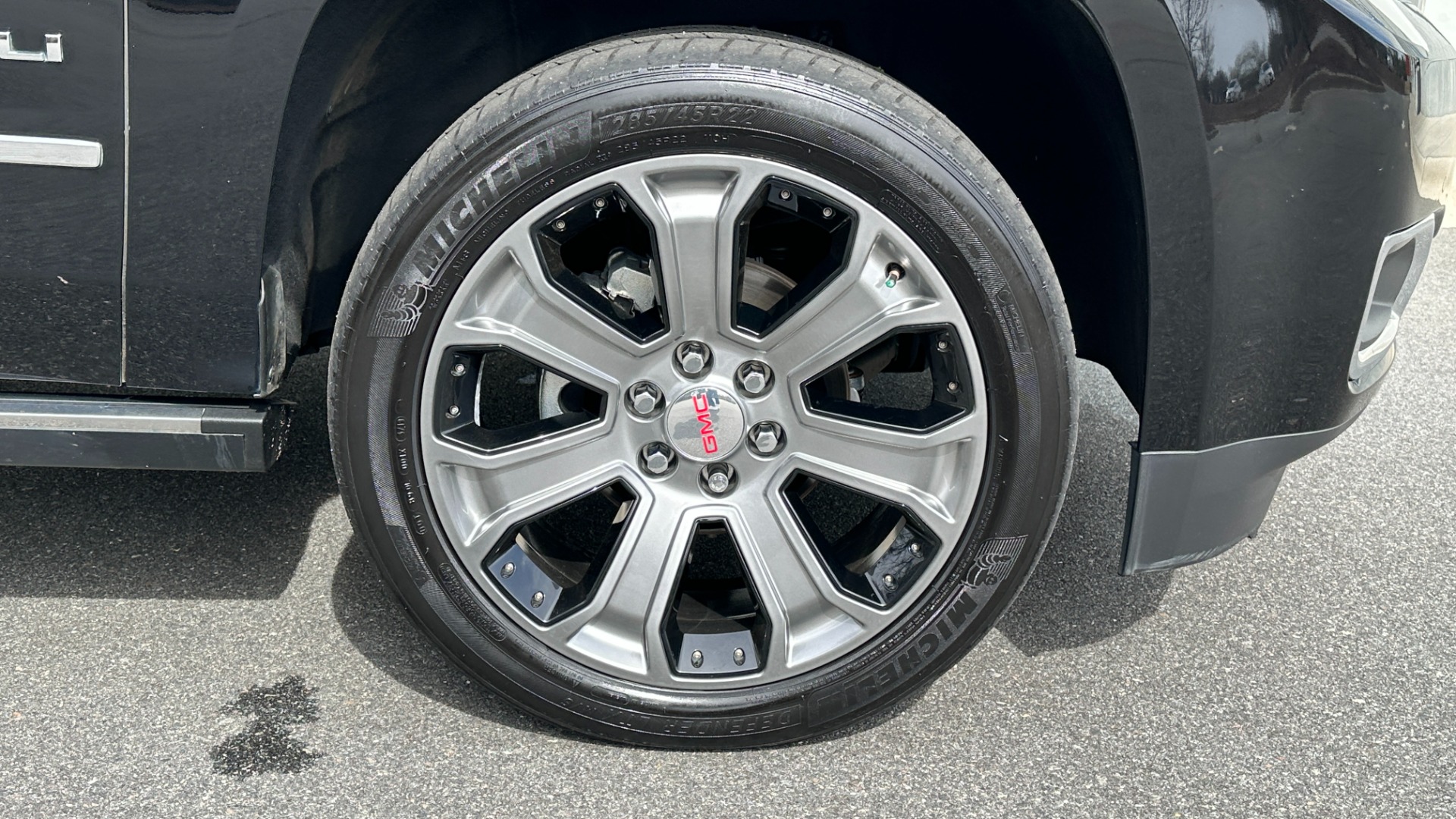 Used 2017 GMC Yukon XL DENALI / OPEN ROAD PACKAGE / 22IN WHEELS / REAR ENTERTAINMENT for sale Sold at Formula Imports in Charlotte NC 28227 68