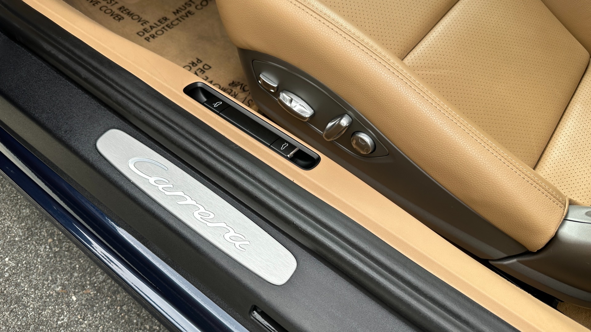 Used 2014 Porsche 911 Carrera PREMIUM PKG / BOSE SOUND / PDLS / SUNROOF for sale Sold at Formula Imports in Charlotte NC 28227 16