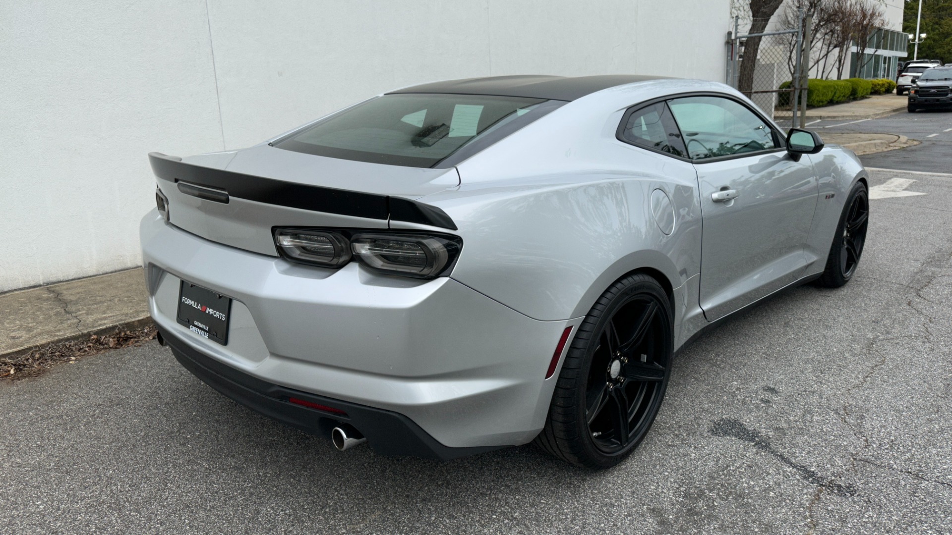 Used 2019 Chevrolet Camaro 2LT / 6SPD MANUAL / RECARO SEATS / UPGRADED WHEELS for sale $29,900 at Formula Imports in Charlotte NC 28227 7