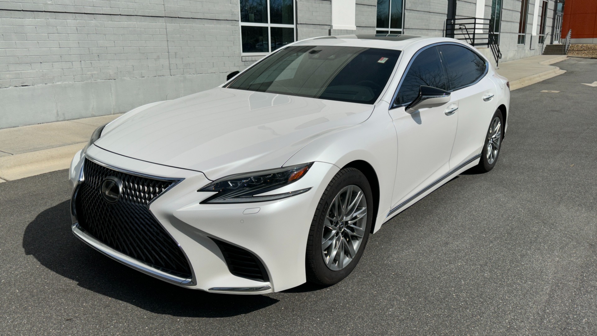 Used 2018 Lexus LS LS500 / SAFETY SYSTEM PLUS / AIR SUSPENSION / INTERIOR UPGRADE PKG for sale Sold at Formula Imports in Charlotte NC 28227 2