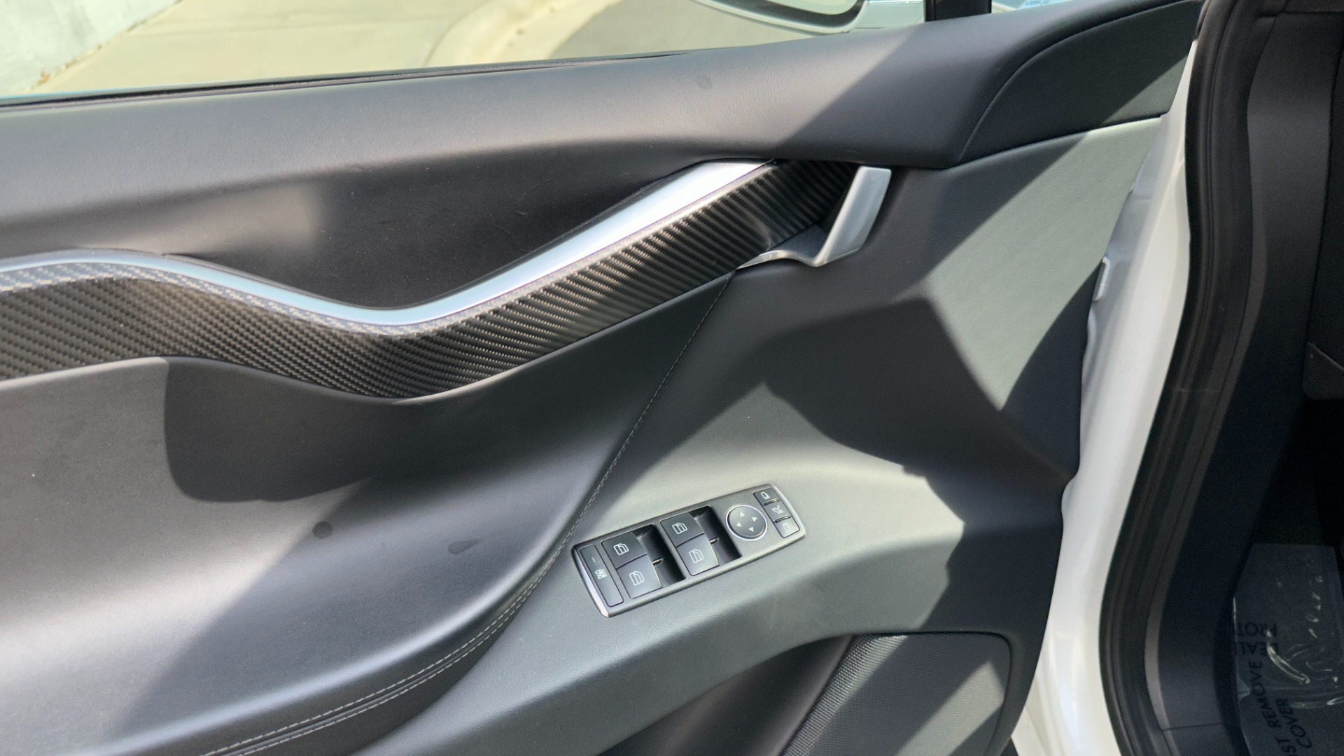 Used 2016 Tesla Model X 90D / HIGHWAY AUTOPILOT / LEATHER / 3RD ROW / CAPTAIN CHAIRS for sale $55,400 at Formula Imports in Charlotte NC 28227 13