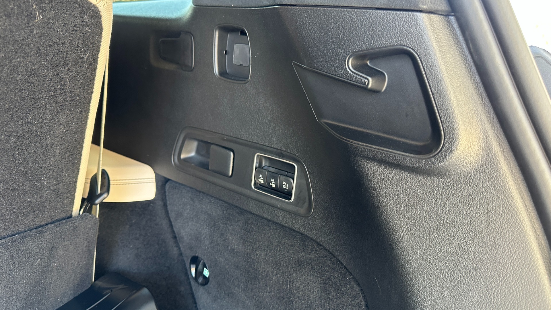 Used 2021 Mercedes-Benz GLS AMG GLS 63 / 3RD ROW SEATING / 4MATIC / EXECUTIVE PACKAGE / 23IN FORGED WHE for sale Sold at Formula Imports in Charlotte NC 28227 62