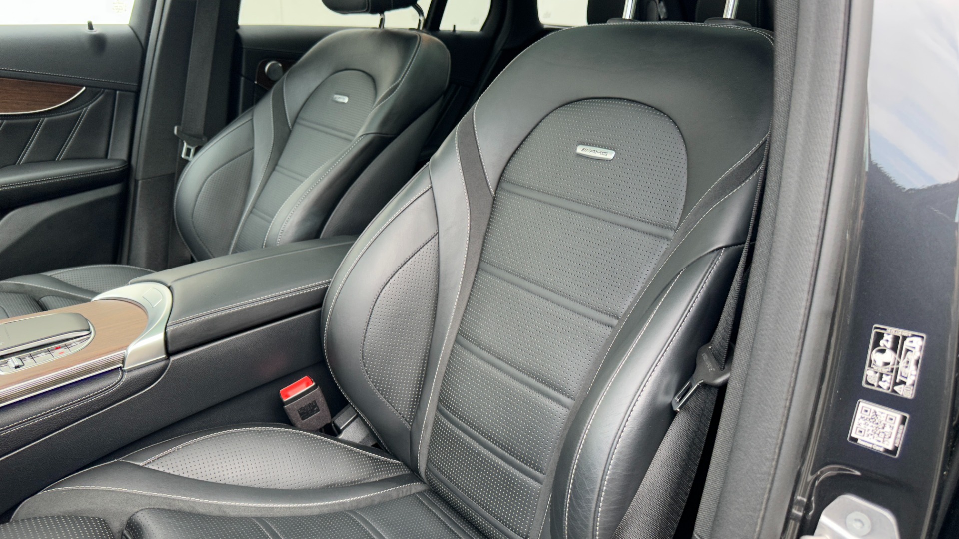 Used 2020 Mercedes-Benz GLC AMG GLC63 / 21IN AMG WHEELS / PANORAMIC ROOF / AMG DRIVE UNIT / NIGHT PACKA for sale Sold at Formula Imports in Charlotte NC 28227 13