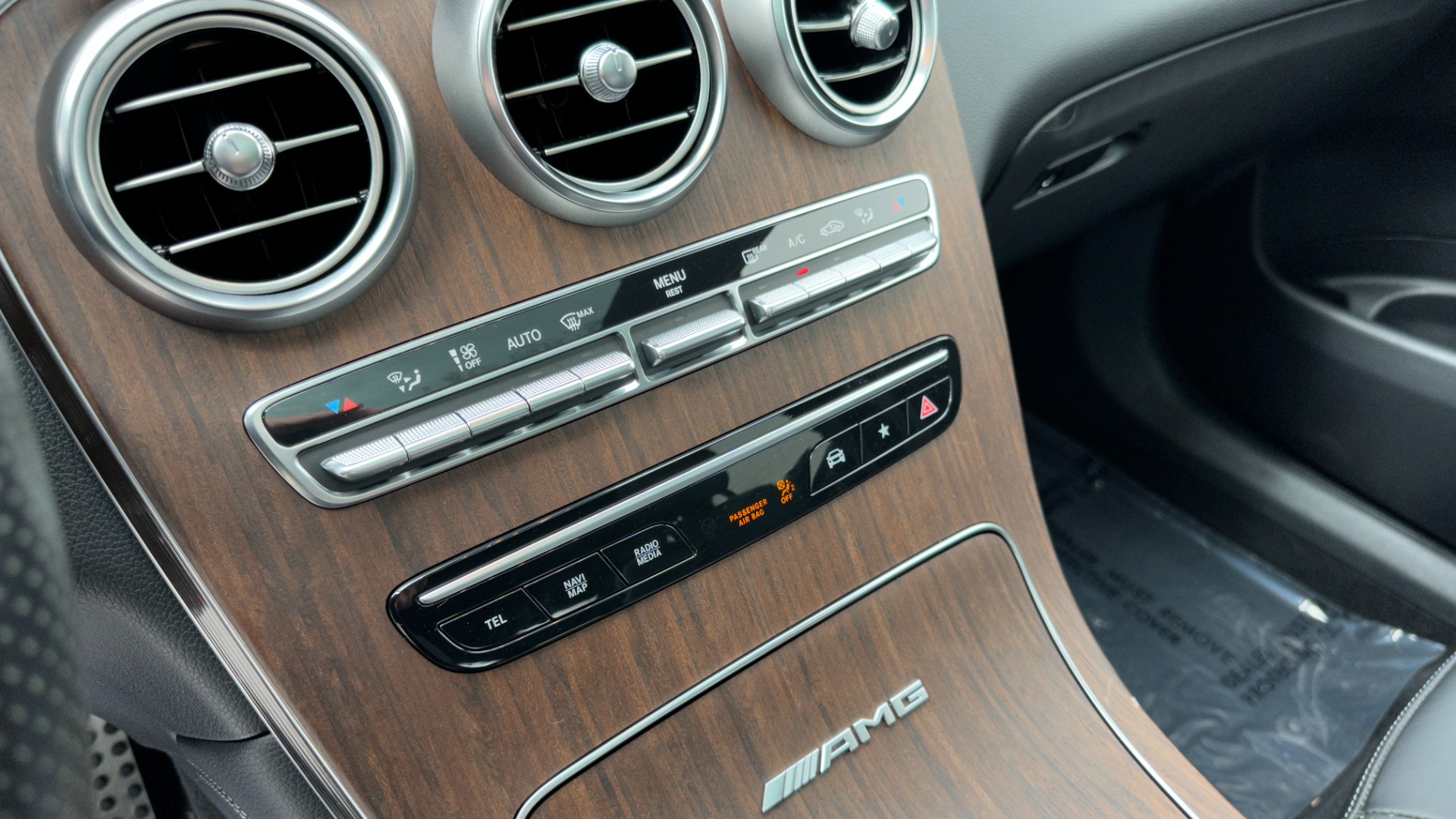 Used 2020 Mercedes-Benz GLC AMG GLC63 / 21IN AMG WHEELS / PANORAMIC ROOF / AMG DRIVE UNIT / NIGHT PACKA for sale Sold at Formula Imports in Charlotte NC 28227 19