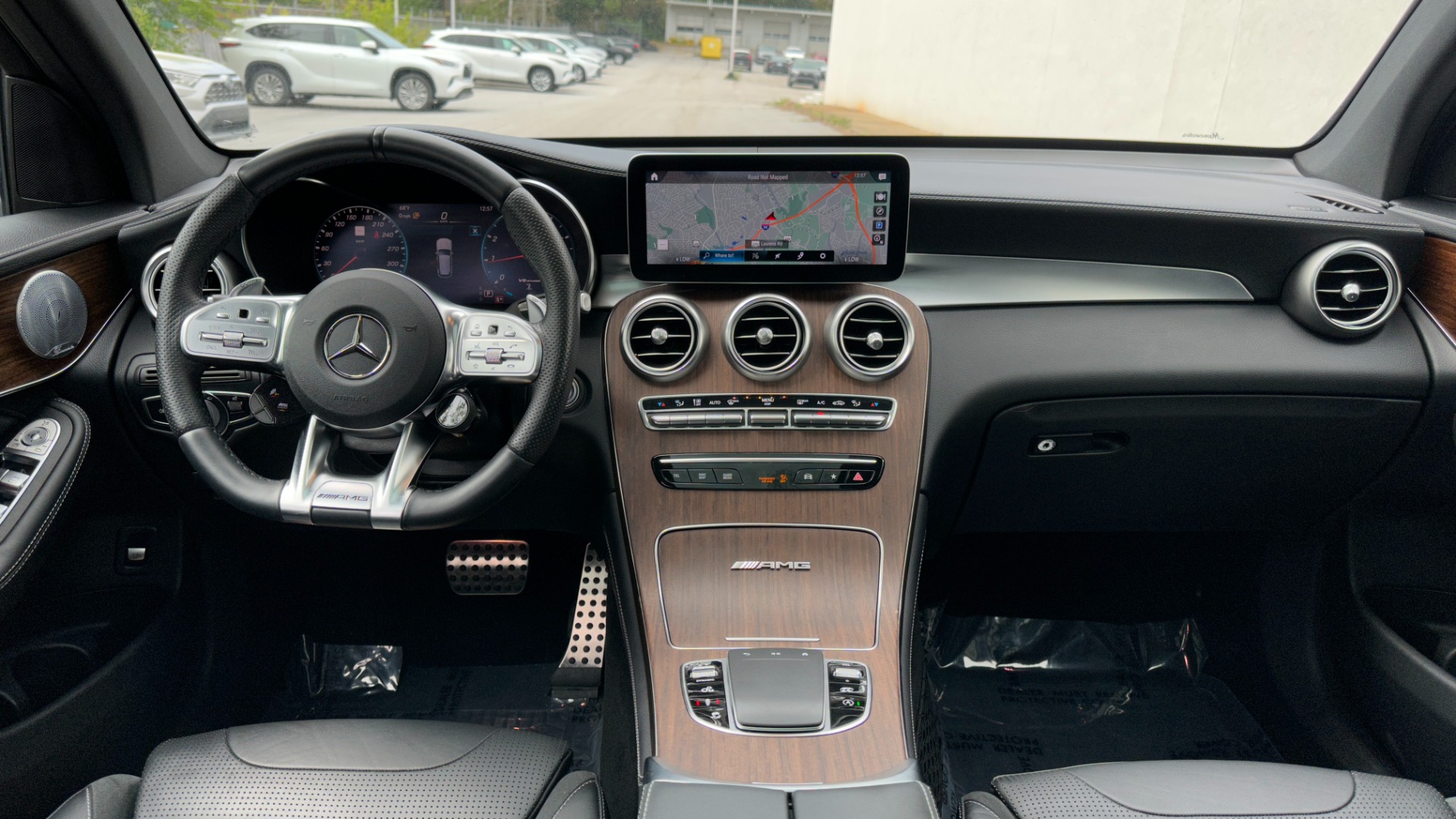 Used 2020 Mercedes-Benz GLC AMG GLC63 / 21IN AMG WHEELS / PANORAMIC ROOF / AMG DRIVE UNIT / NIGHT PACKA for sale Sold at Formula Imports in Charlotte NC 28227 27