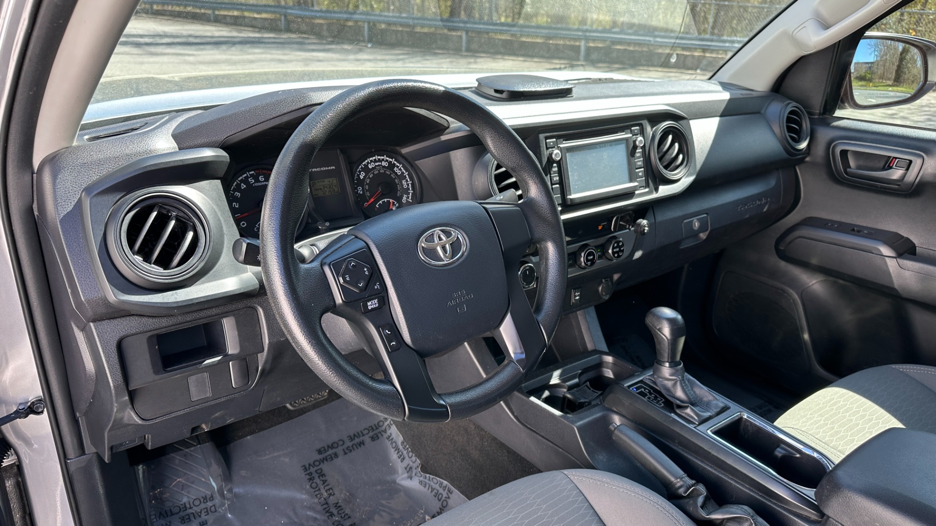 Used 2017 Toyota Tacoma SR5 for sale Sold at Formula Imports in Charlotte NC 28227 13