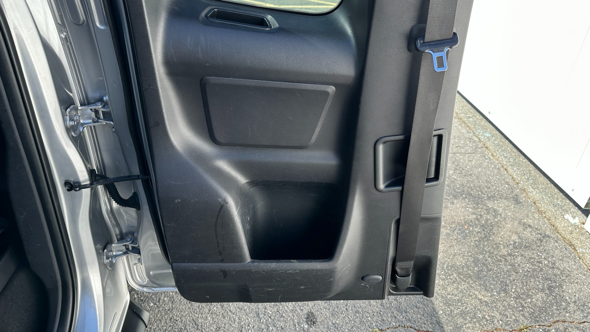 Used 2017 Toyota Tacoma SR5 / CLOTH / ACCESS CAB / UTILITY PACKAGE / PREDATOR SIDE STEPS for sale Sold at Formula Imports in Charlotte NC 28227 17