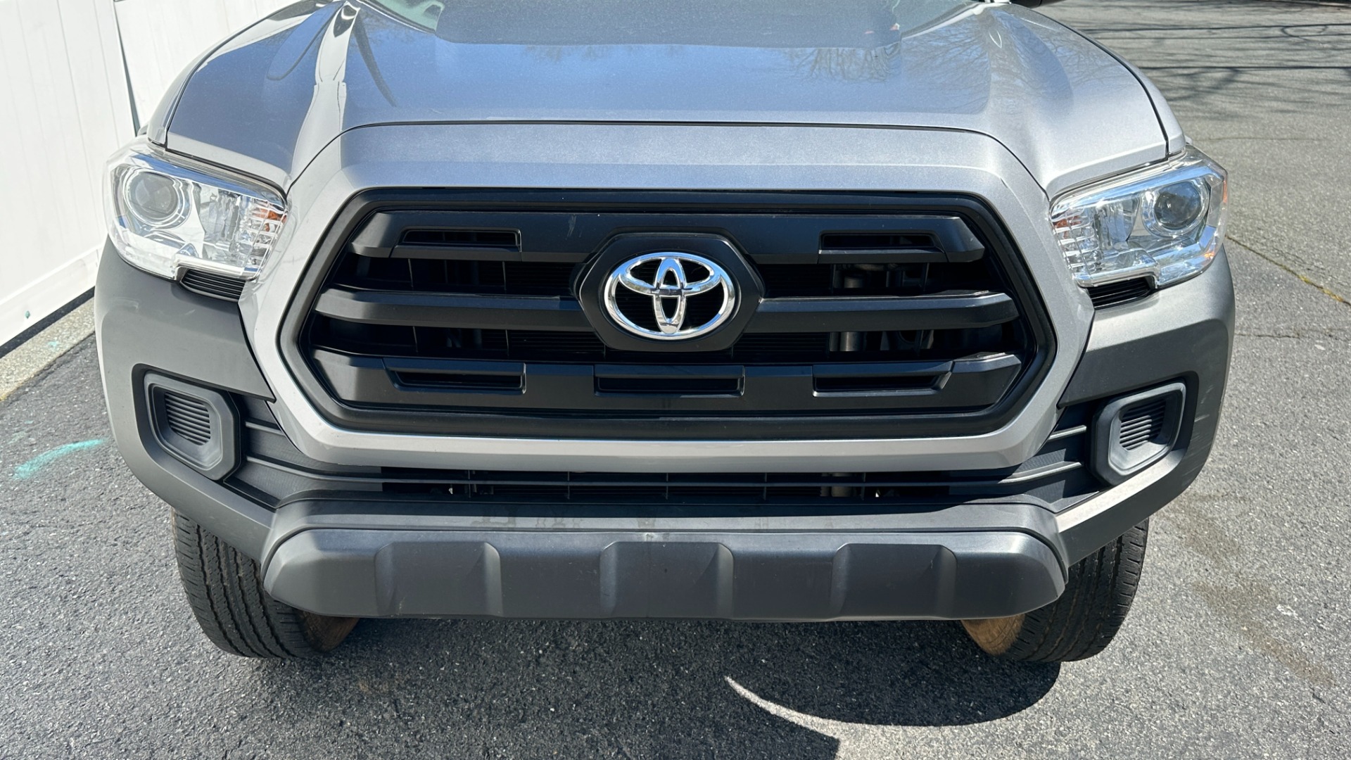 Used 2017 Toyota Tacoma SR5 for sale Sold at Formula Imports in Charlotte NC 28227 2