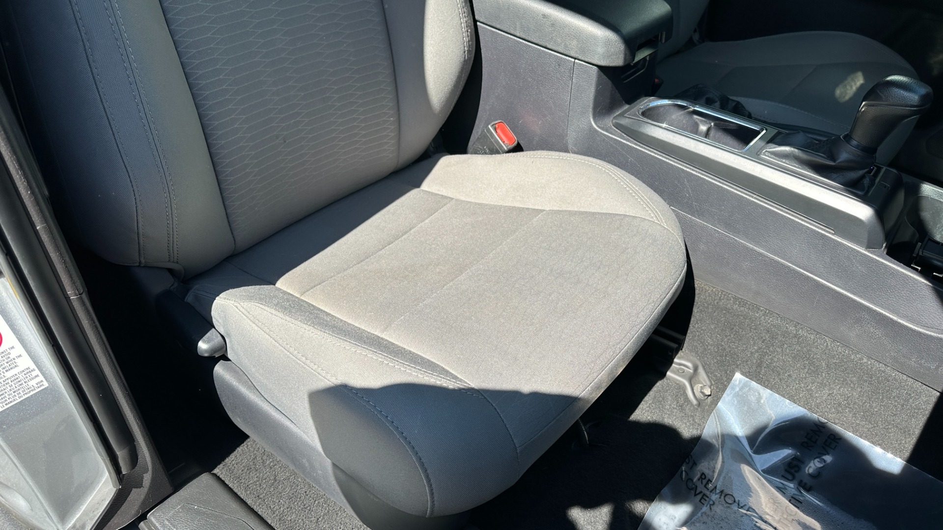 Used 2017 Toyota Tacoma SR5 / CLOTH / ACCESS CAB / UTILITY PACKAGE / PREDATOR SIDE STEPS for sale Sold at Formula Imports in Charlotte NC 28227 30