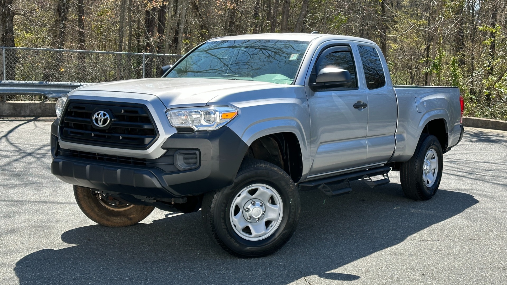 Used 2017 Toyota Tacoma SR5 for sale Sold at Formula Imports in Charlotte NC 28227 31