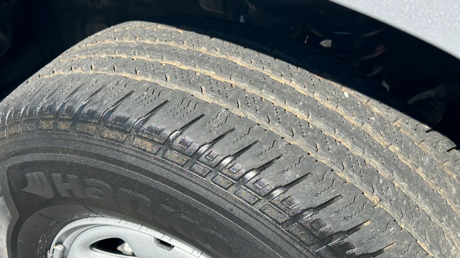 Used 2017 Toyota Tacoma SR5 / CLOTH / ACCESS CAB / UTILITY PACKAGE / PREDATOR SIDE STEPS for sale Sold at Formula Imports in Charlotte NC 28227 38