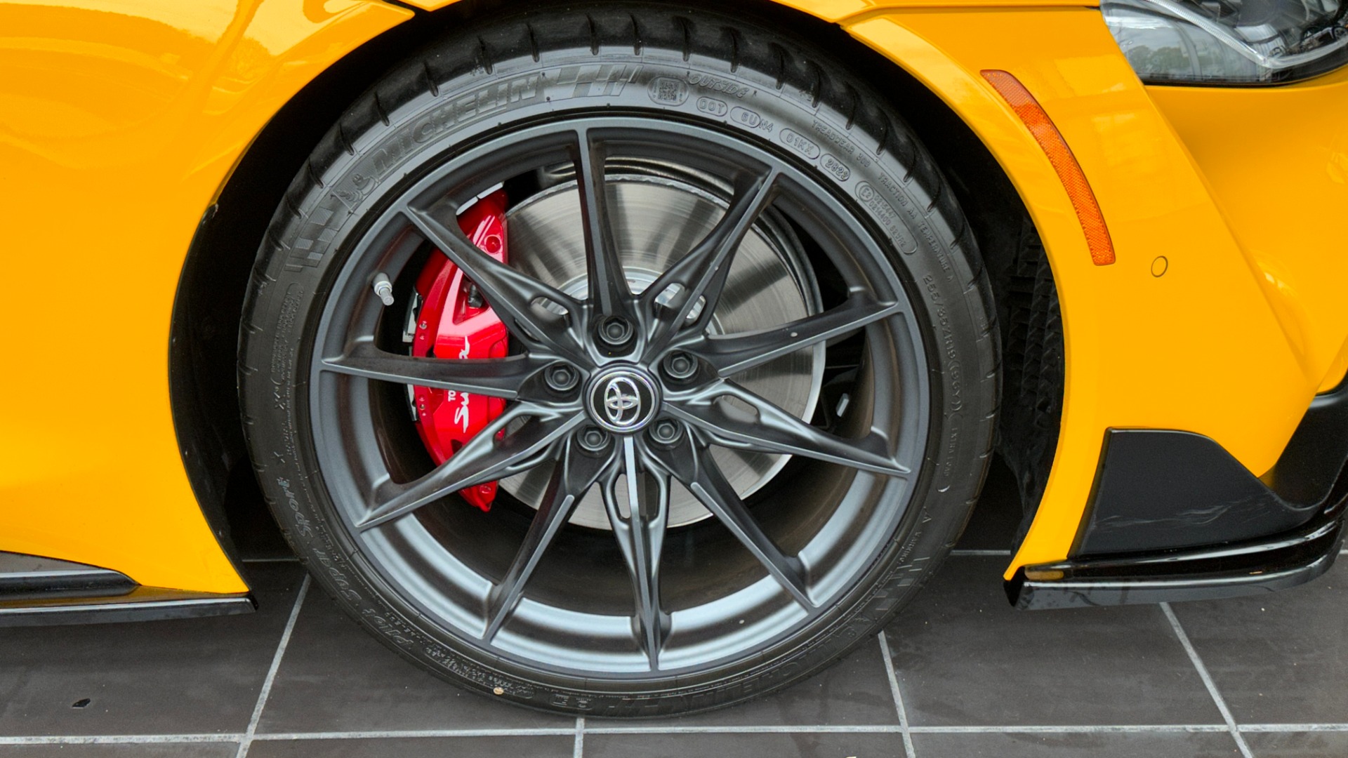 Used 2023 Toyota GR Supra 3.0 PREMIUM / UPGRADED AERO KIT / CARBON FIBER / DRIVER ASSIST for sale Sold at Formula Imports in Charlotte NC 28227 41