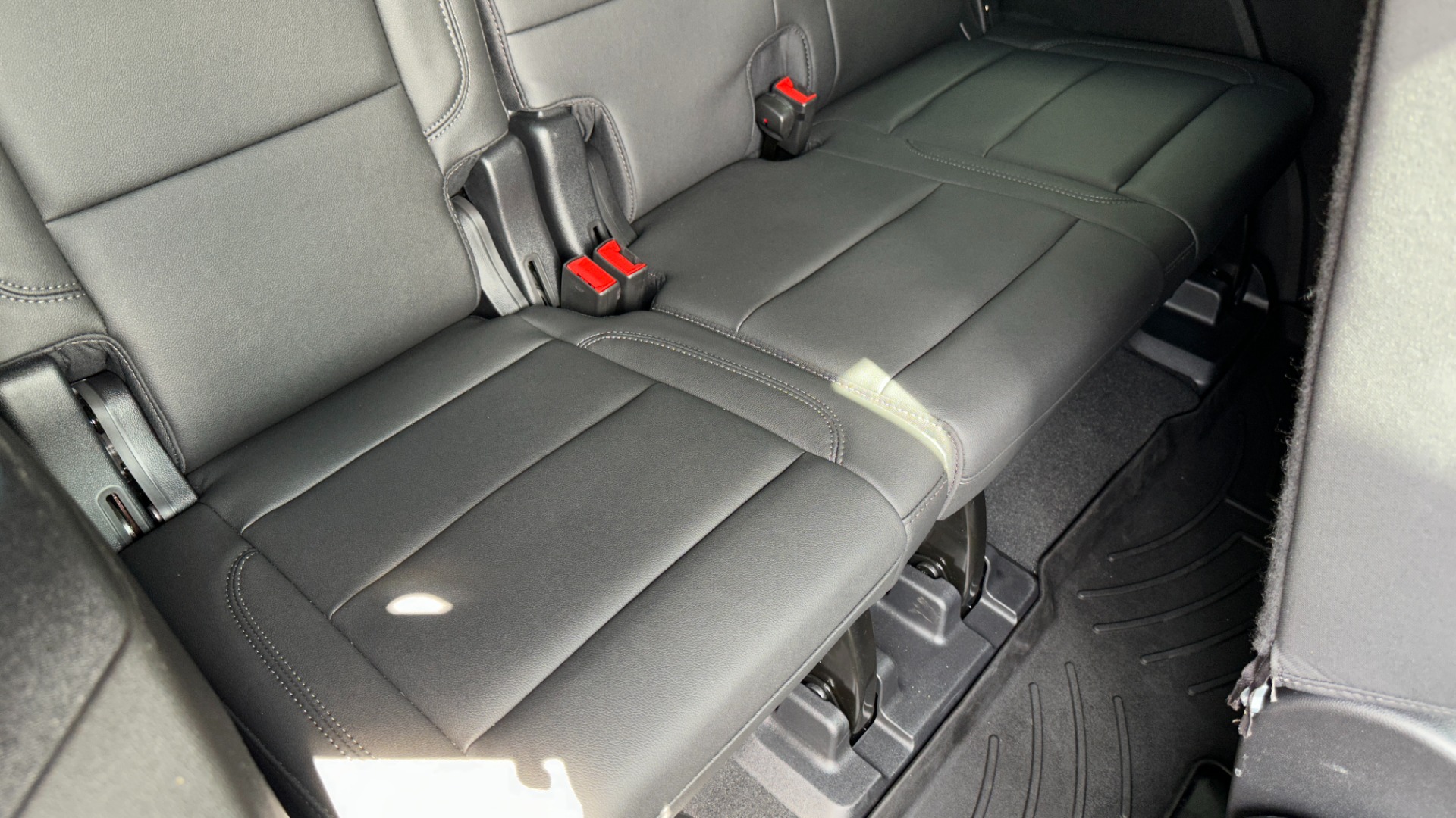Used 2022 Chevrolet Tahoe Z71 for sale Sold at Formula Imports in Charlotte NC 28227 36