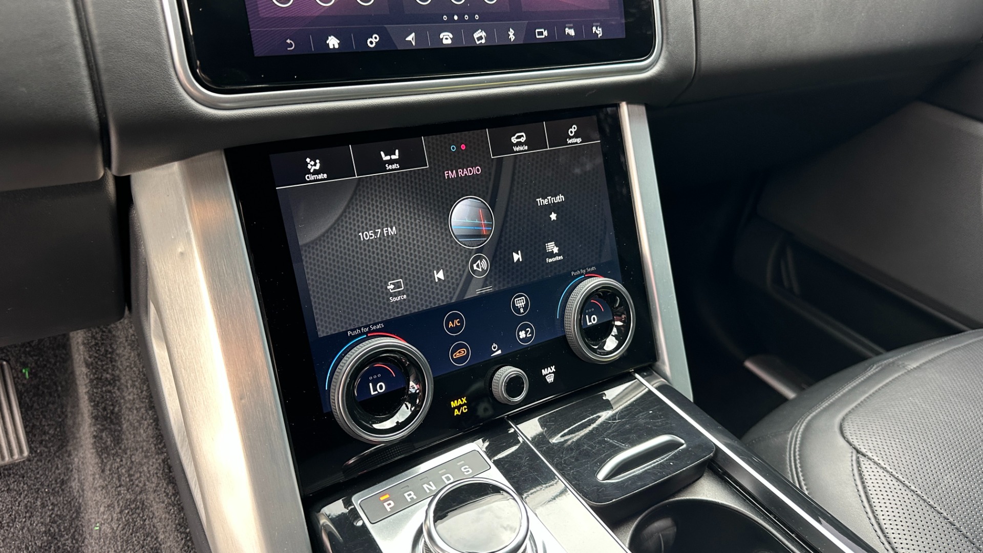 Used 2019 Land Rover Range Rover for sale Sold at Formula Imports in Charlotte NC 28227 18