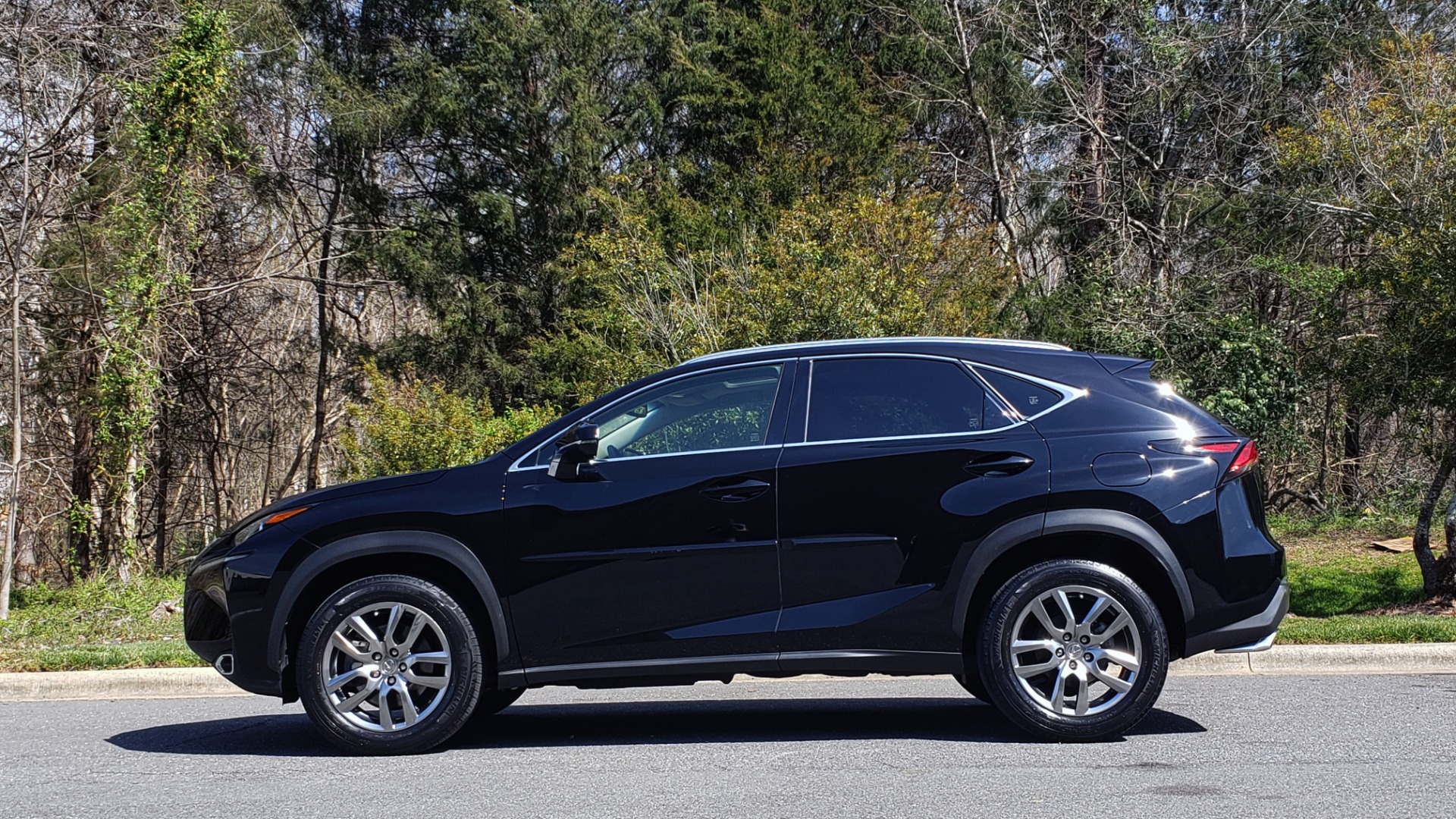Used 2016 Lexus NX 200T PREM PKG / NAV / SUNROOF / PRE-COLLISION / PARK ASST for sale Sold at Formula Imports in Charlotte NC 28227 2