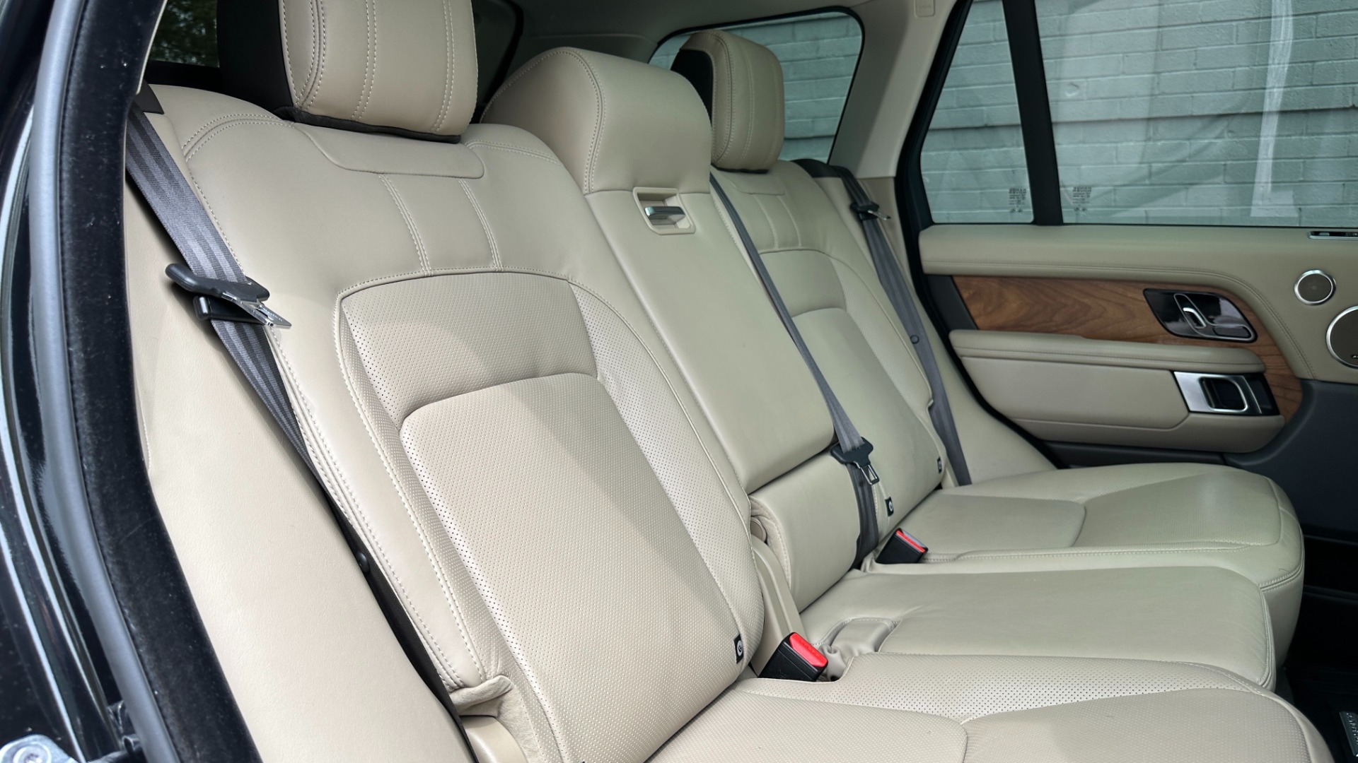 Used 2021 Land Rover Range Rover P525 Westminster for sale $87,500 at Formula Imports in Charlotte NC 28227 33