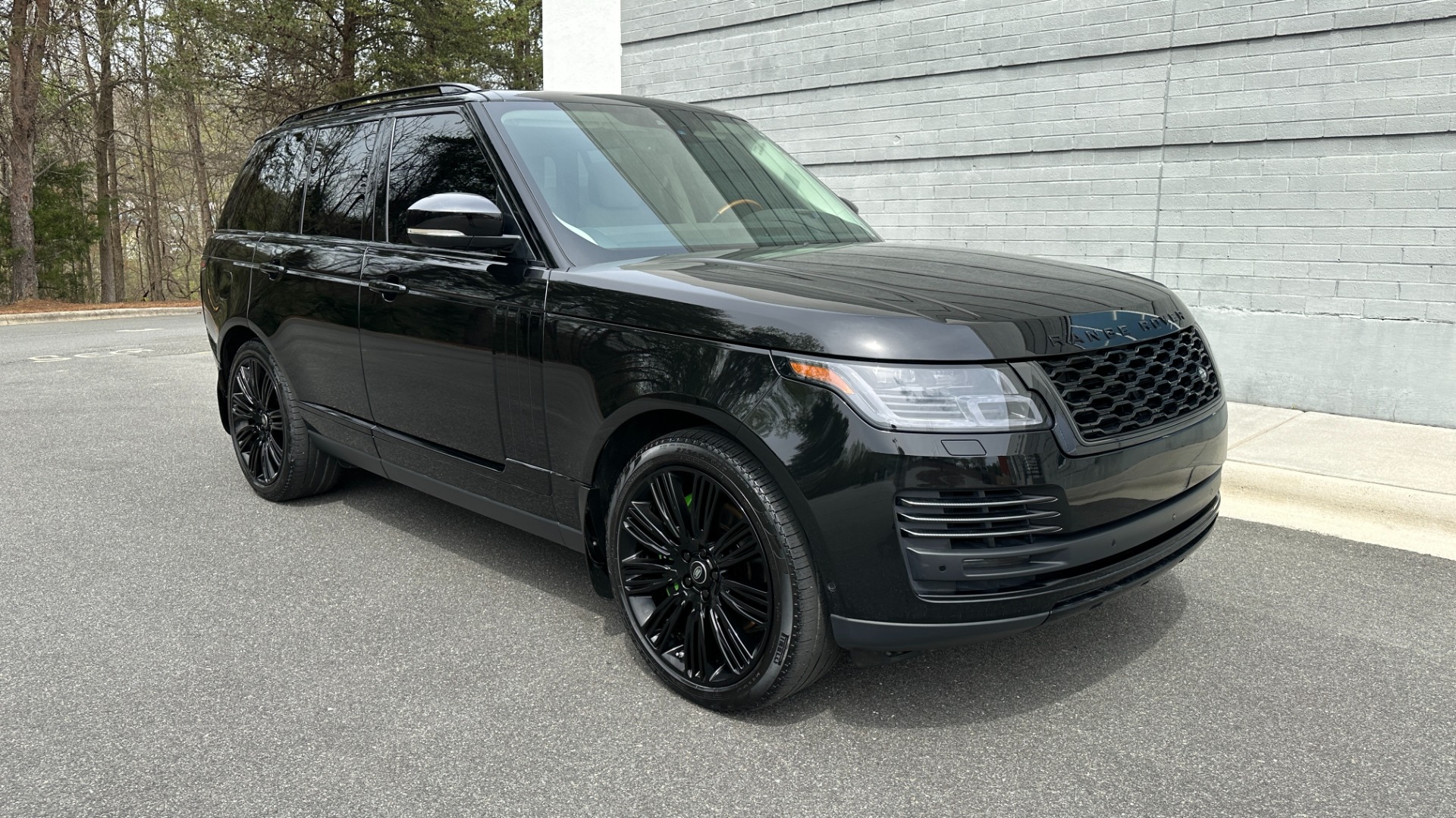Used 2021 Land Rover Range Rover P525 Westminster for sale $87,500 at Formula Imports in Charlotte NC 28227 5