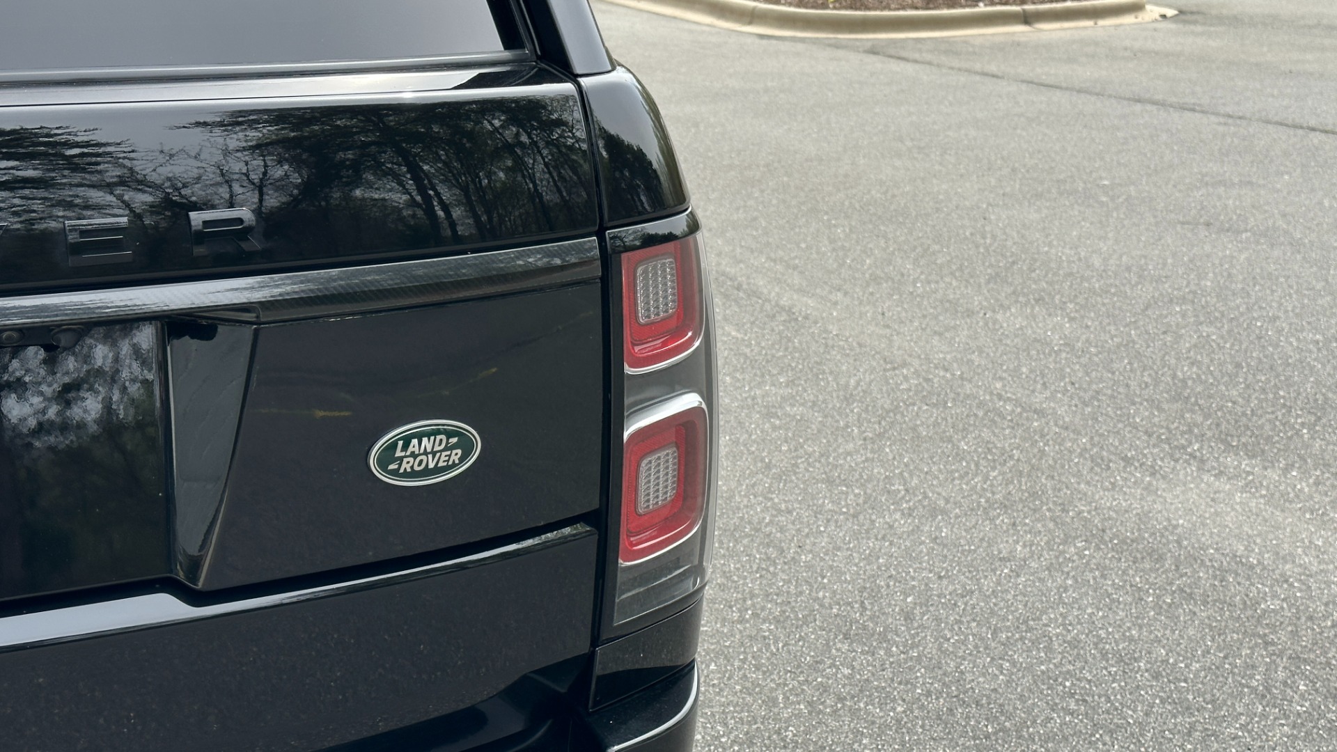 Used 2021 Land Rover Range Rover P525 Westminster for sale $87,500 at Formula Imports in Charlotte NC 28227 50