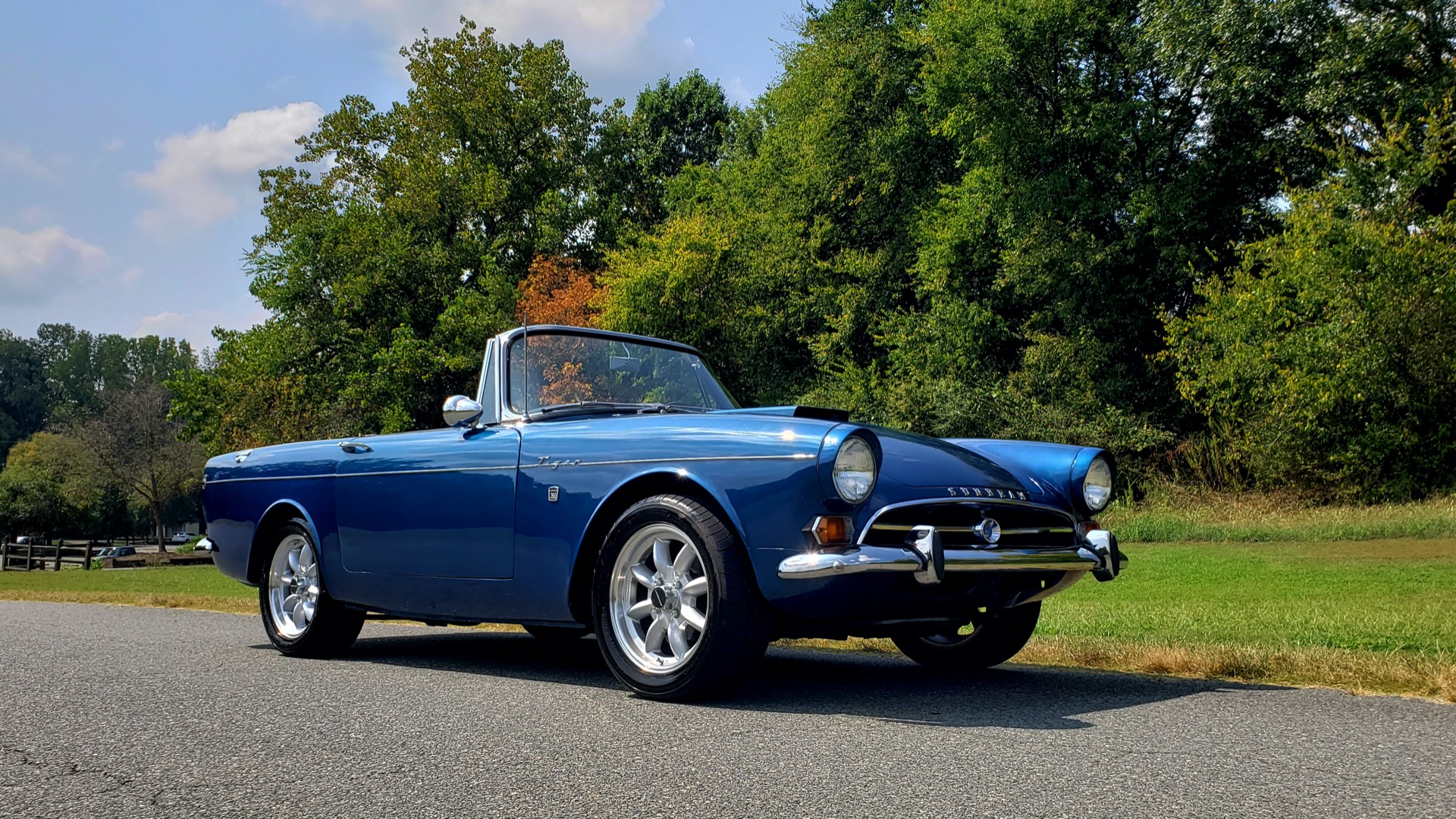 Used 1964 Sunbeam Tiger Convertible / 260ci V8 / 4-Speed Manual / Rear-Wheel Drive for sale Sold at Formula Imports in Charlotte NC 28227 7