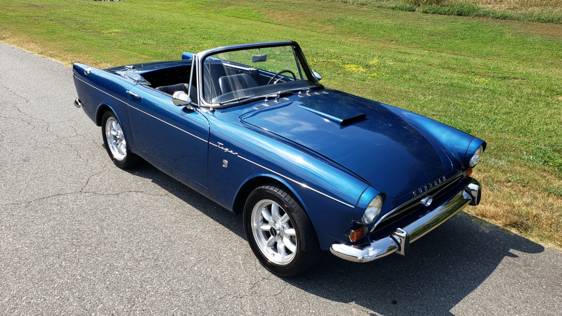 Used 1964 Sunbeam Tiger Convertible / 260ci V8 / 4-Speed Manual / Rear-Wheel Drive for sale Sold at Formula Imports in Charlotte NC 28227 8