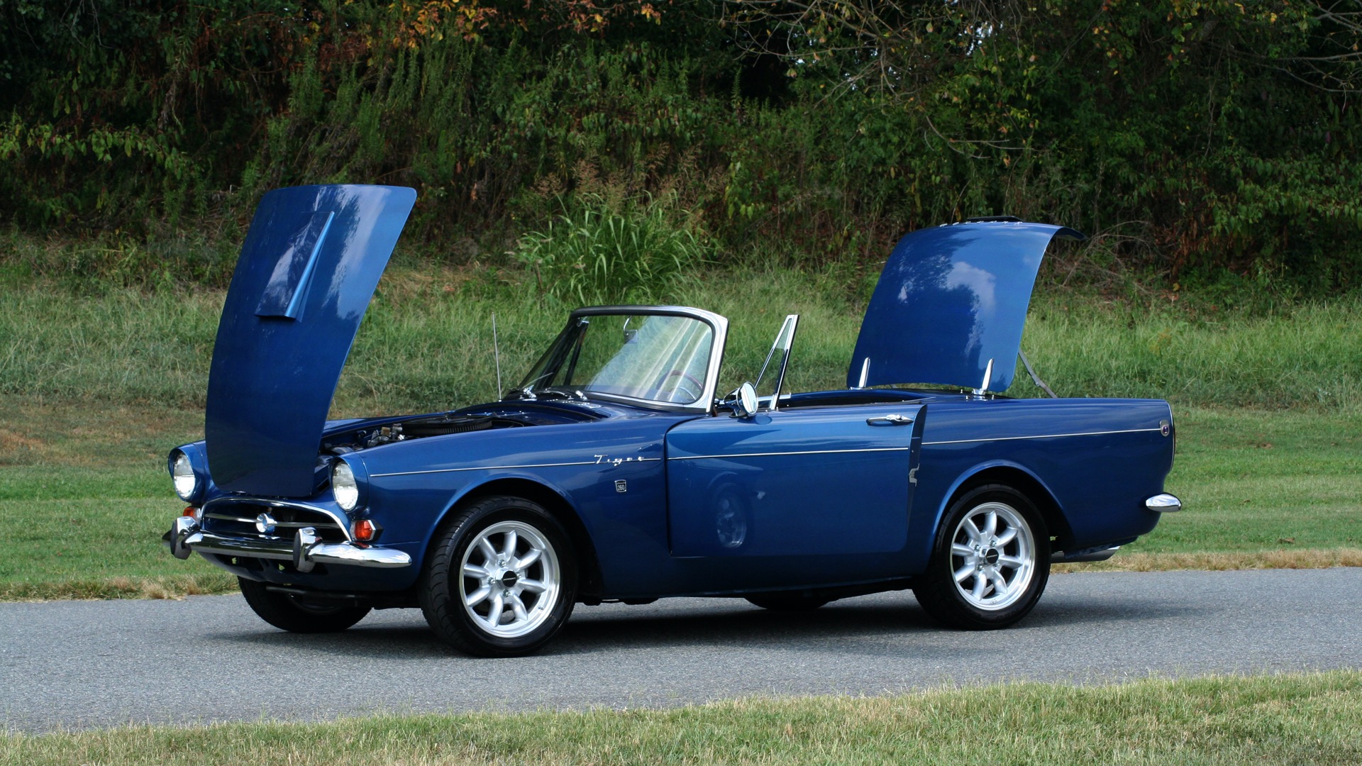 Used 1964 Sunbeam Tiger Convertible / 260ci V8 / 4-Speed Manual / Rear-Wheel Drive for sale Sold at Formula Imports in Charlotte NC 28227 82