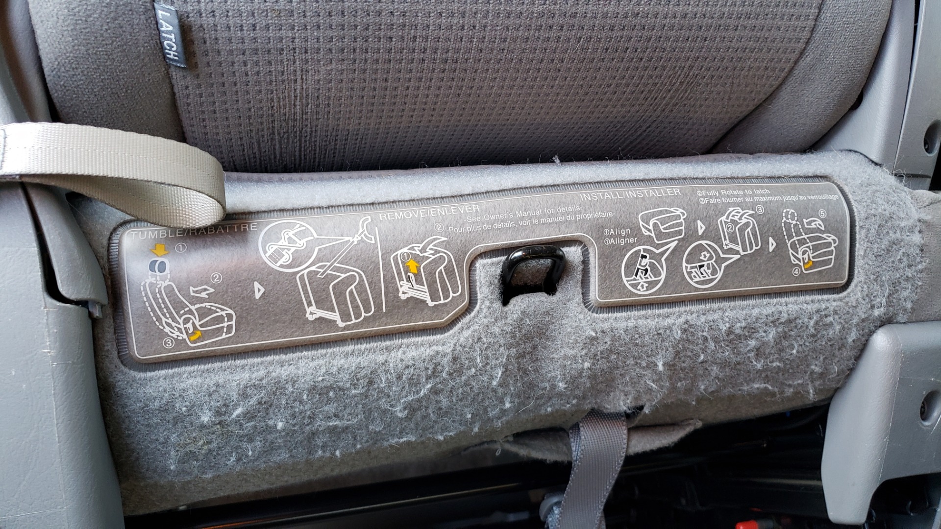 Used 2004 Toyota SIENNA LE 7-PASSENGER / ROOF RACK / PWR WNDWS for sale Sold at Formula Imports in Charlotte NC 28227 46