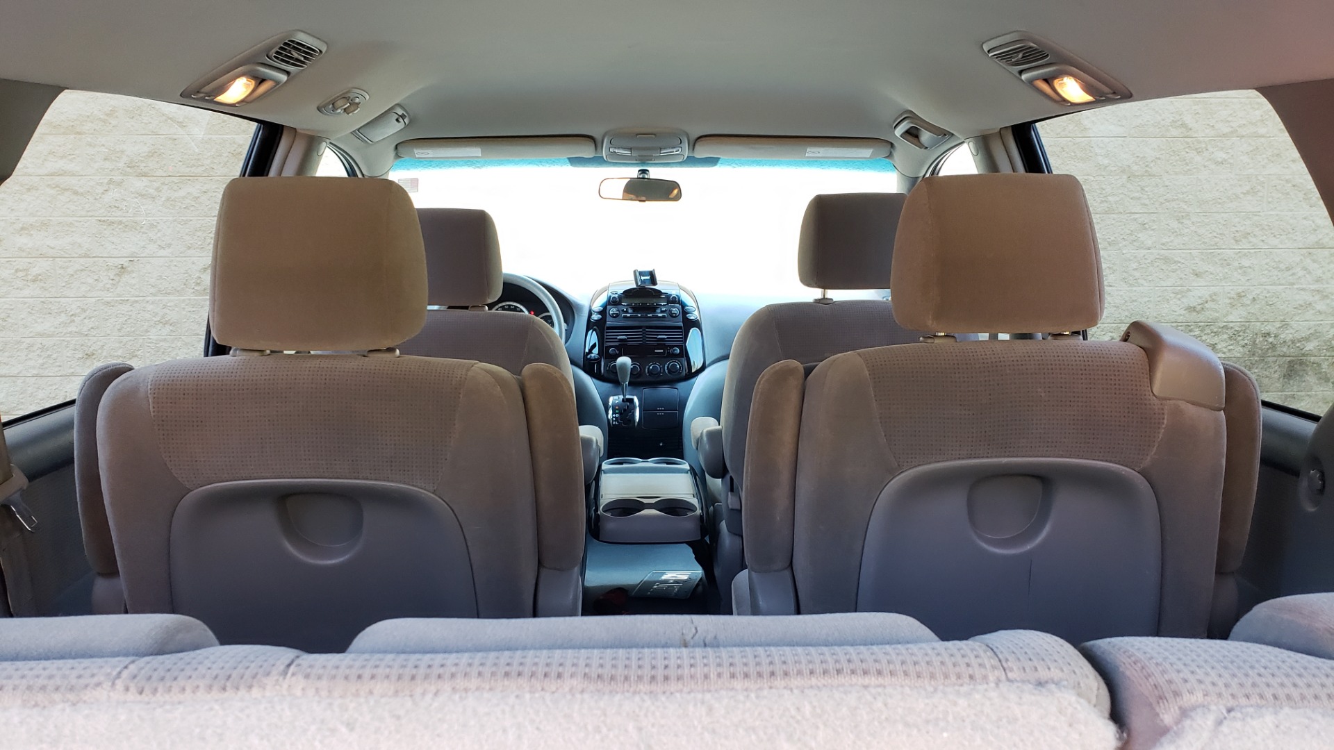 Used 2004 Toyota SIENNA LE 7-PASSENGER / ROOF RACK / PWR WNDWS for sale Sold at Formula Imports in Charlotte NC 28227 51